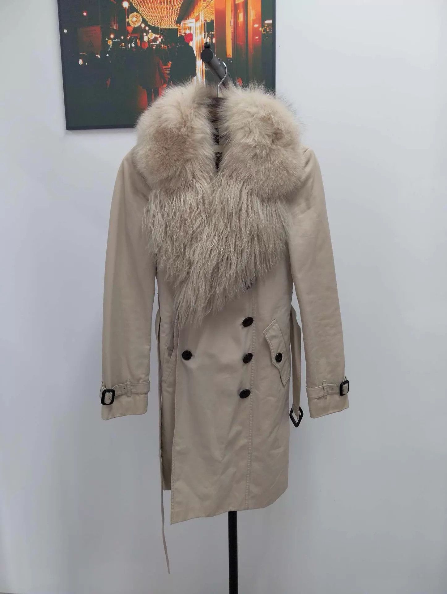 Burberry BURBERRY lamb shearling coat UK6 Size XS / US 0-2 / IT 36-38 - 1 Thumbnail
