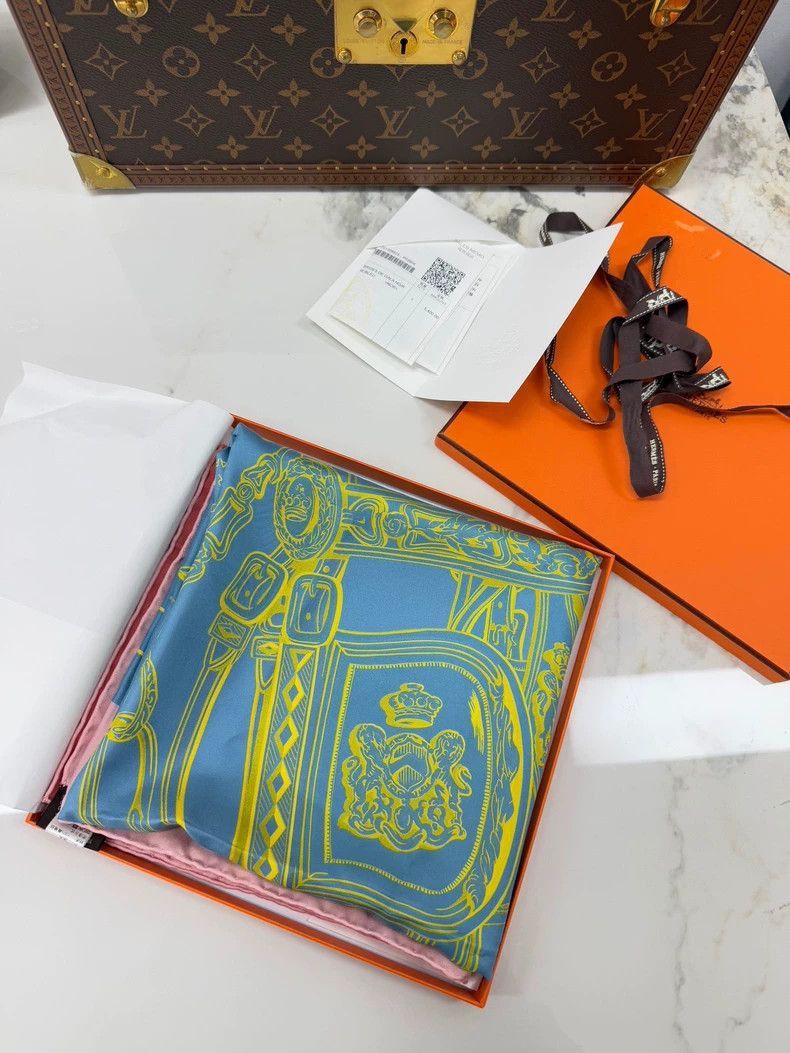 Hermes Hermes Reversible Gorgeous Bridle Silk Scarf-2506 Size ONE SIZE - 4 Thumbnail