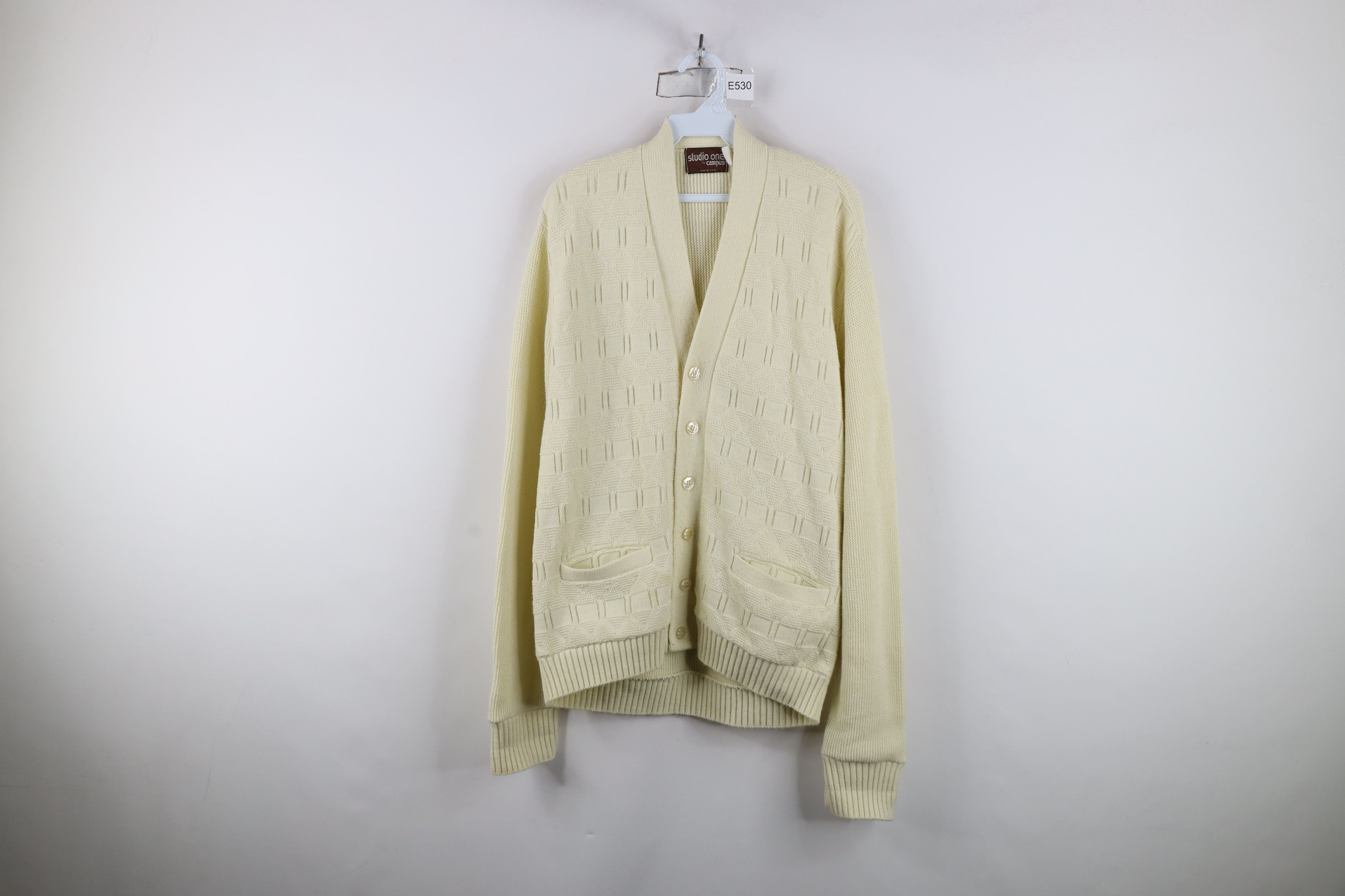 Vintage Vintage 70s Streetwear Knit Cardigan Sweater Beige USA Size US L / EU 52-54 / 3 - 1 Thumbnail