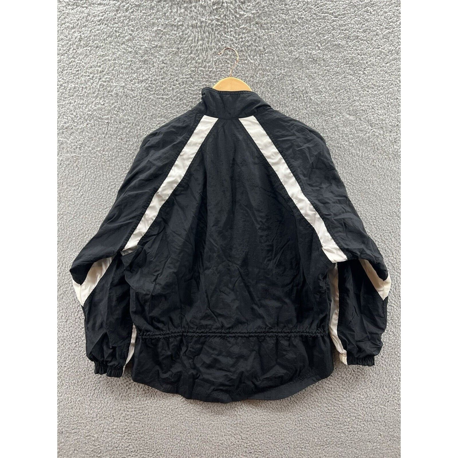 Nike Nike Women’s Size Small 4-6 Black 1990s Windbreaker Jacket Size S / US 4 / IT 40 - 2 Thumbnail