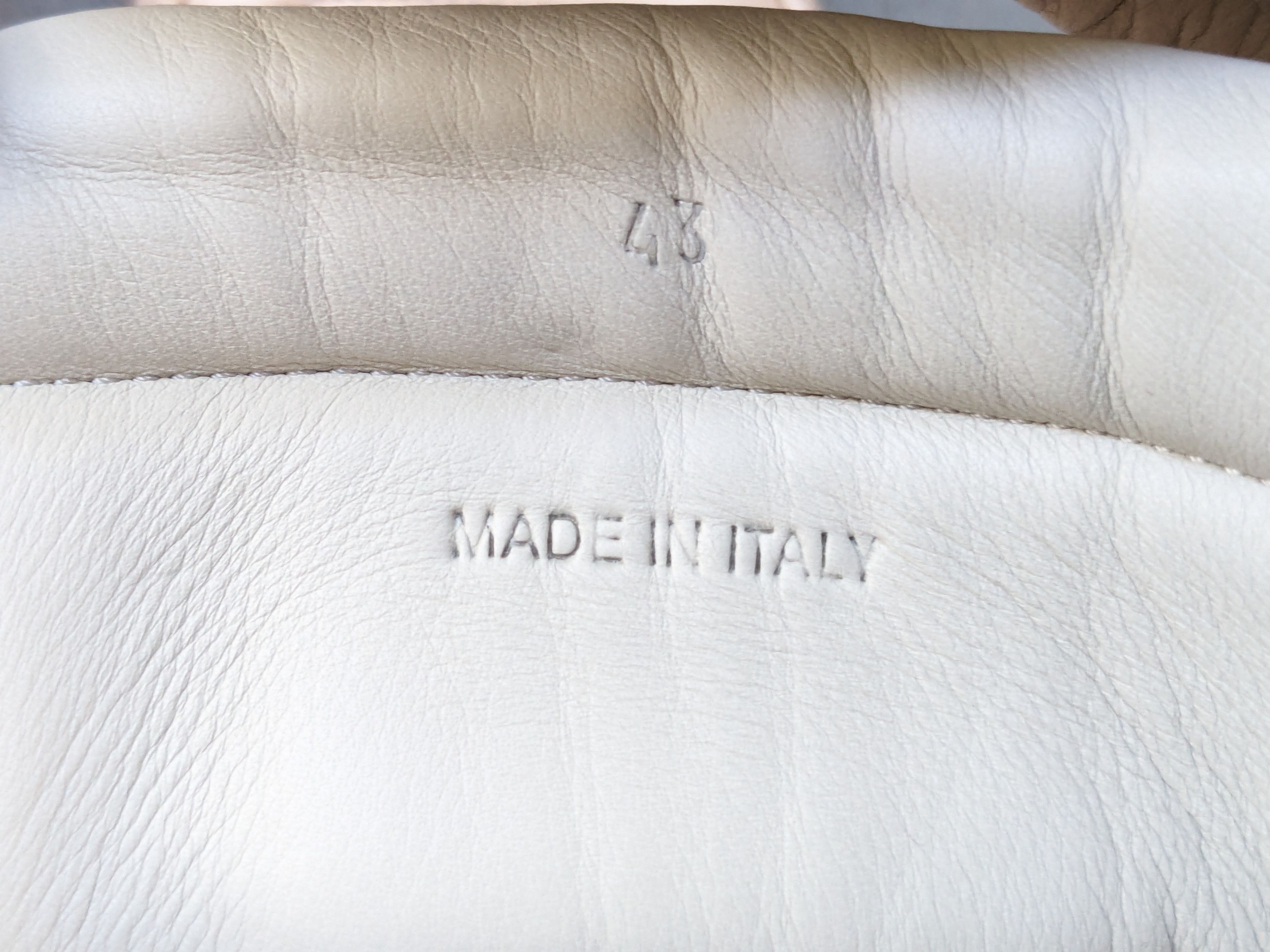 Maison Margiela Maison Margiela Future Beige 10 43 Leather High Tops Rare Size US 10 / EU 43 - 9 Thumbnail