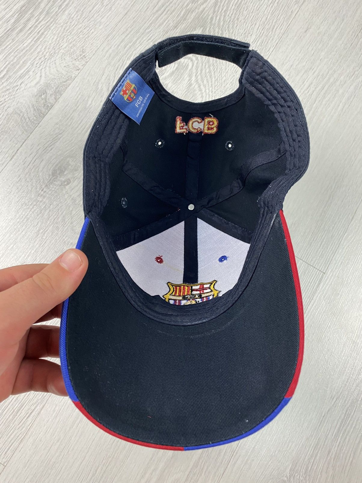 Vintage Vintage Barcelona Cap Hat PSG Newcastle BVB Arsenal Size ONE SIZE - 6 Thumbnail
