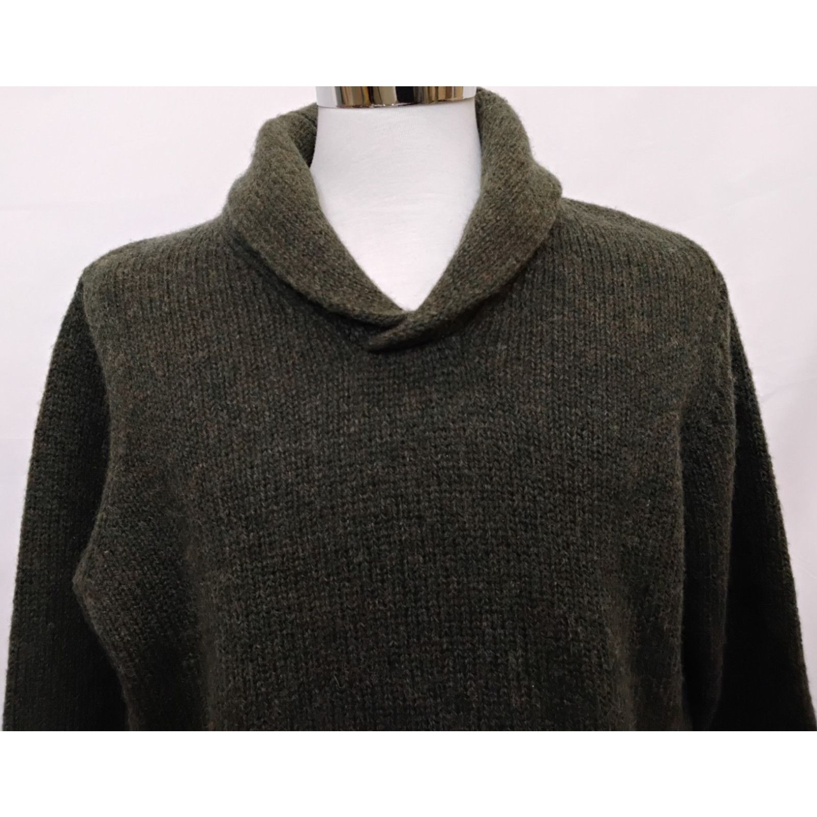 L.L. Bean L.L. Bean Shetland Wool Sweater Men's L Green Elbow Patches Size US L / EU 52-54 / 3 - 5 Thumbnail