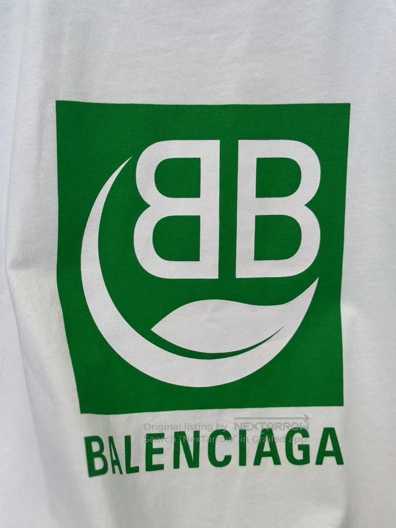 Balenciaga Balenciaga Printed short sleeve Size US S / EU 44-46 / 1 - 4 Thumbnail