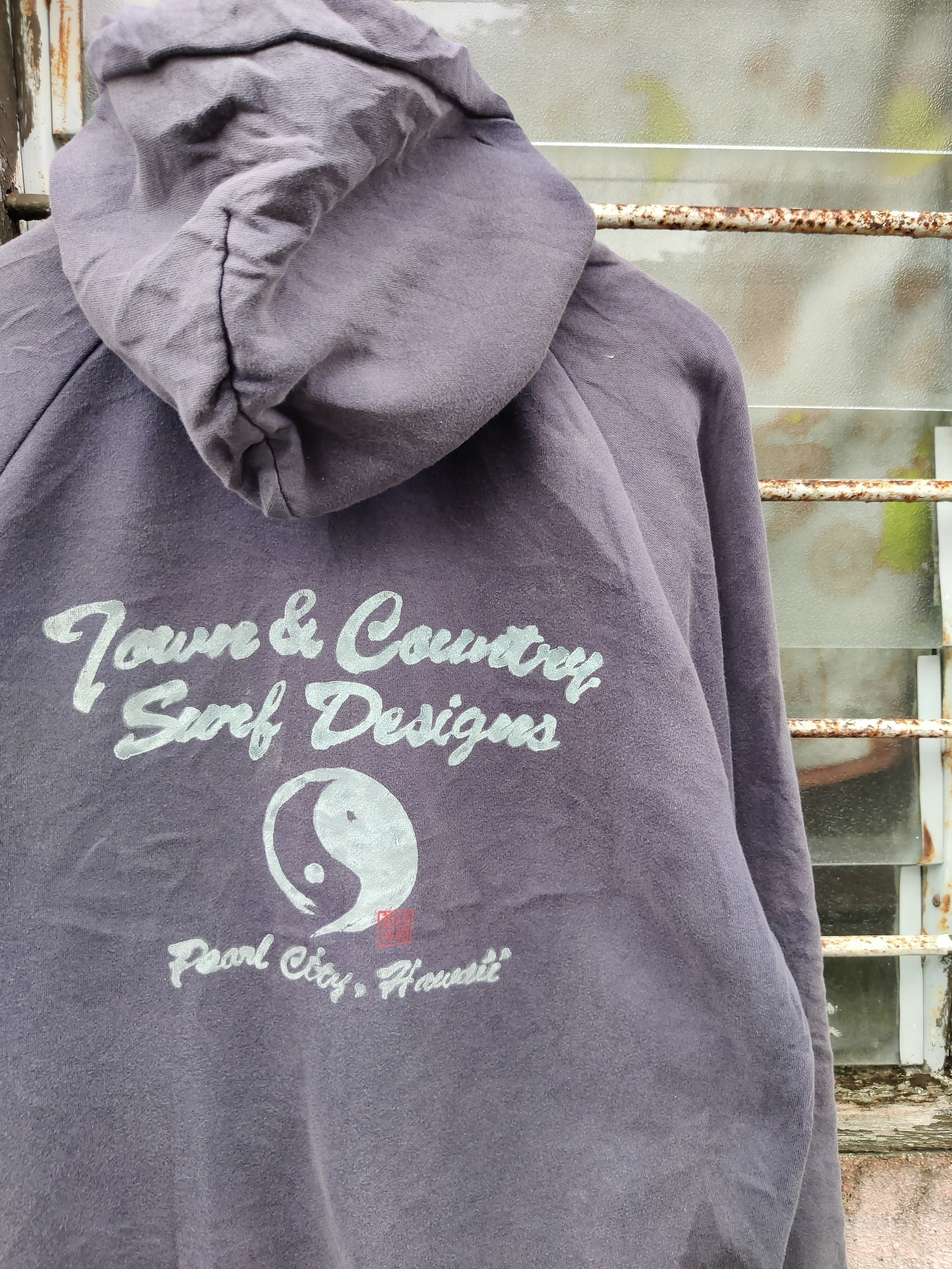 Japanese Brand Vintage Sun Faded Town And Country T&C Surf Design Shirt Size US L / EU 52-54 / 3 - 3 Thumbnail