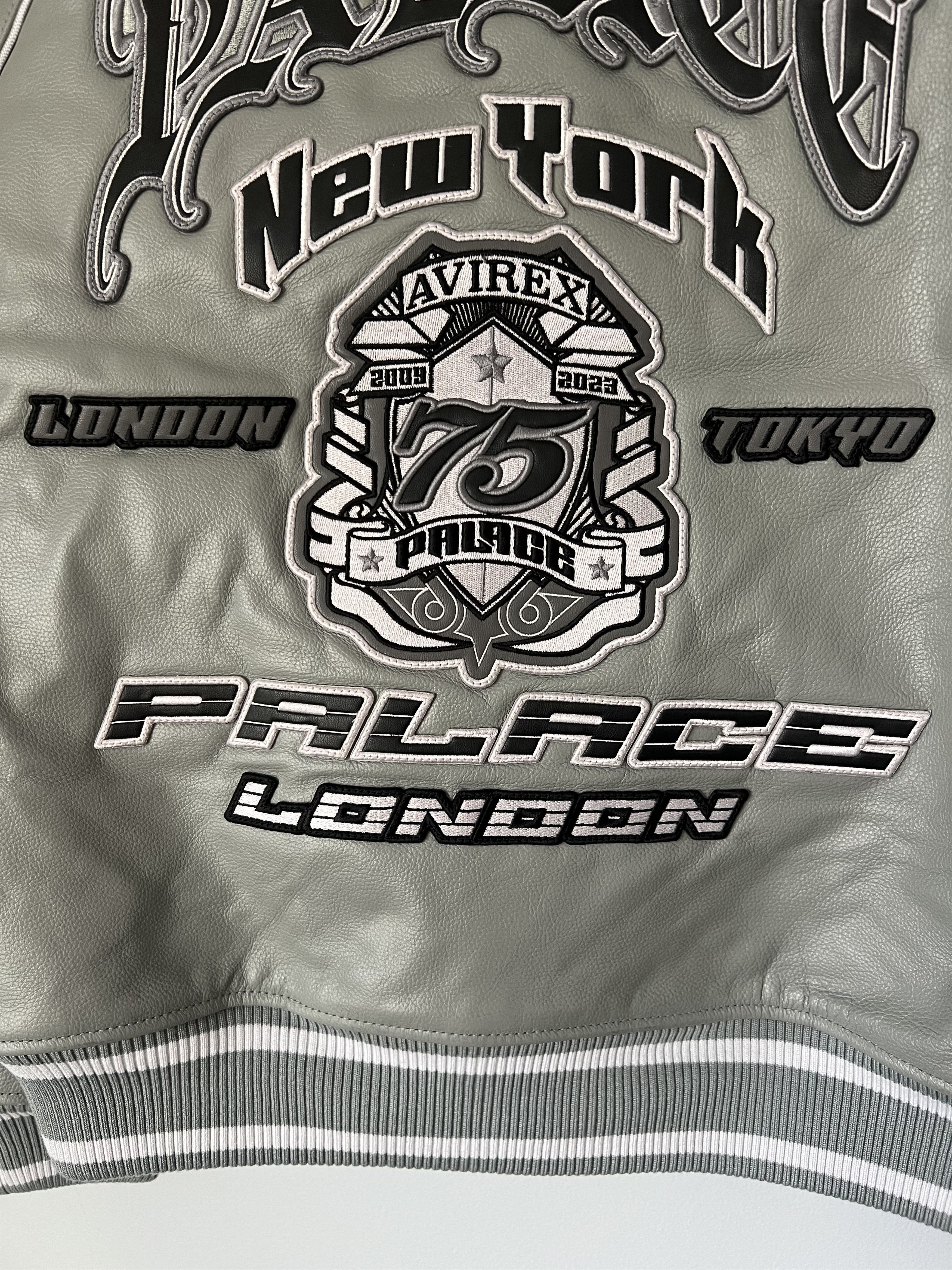 Avirex × Palace Palace Avirex Leather Jacket in Grey Size US L / EU 52-54 / 3 - 3 Thumbnail