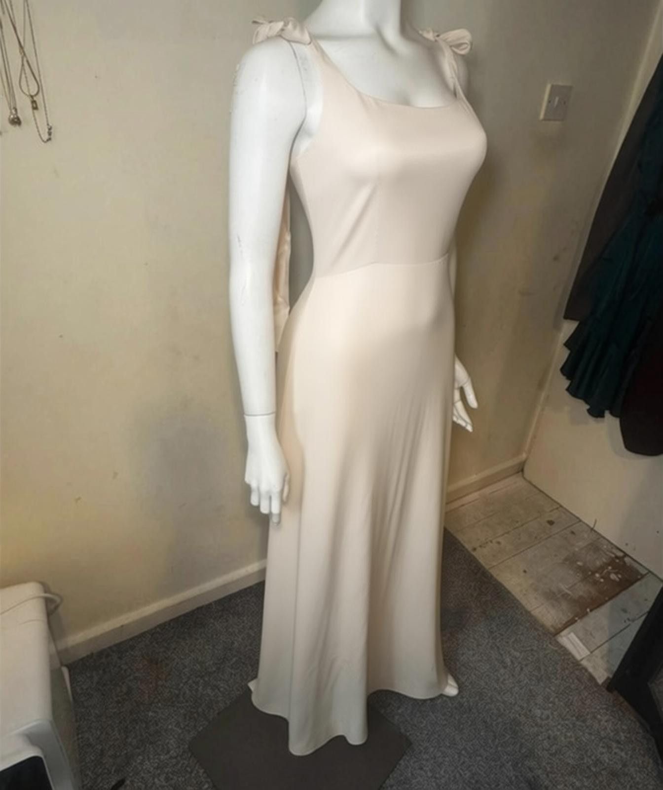Other Maids Tie shoulder maxi dress ivory Size 8/S BNWT RPR £180 Size S / US 4 / IT 40 - 1 Thumbnail