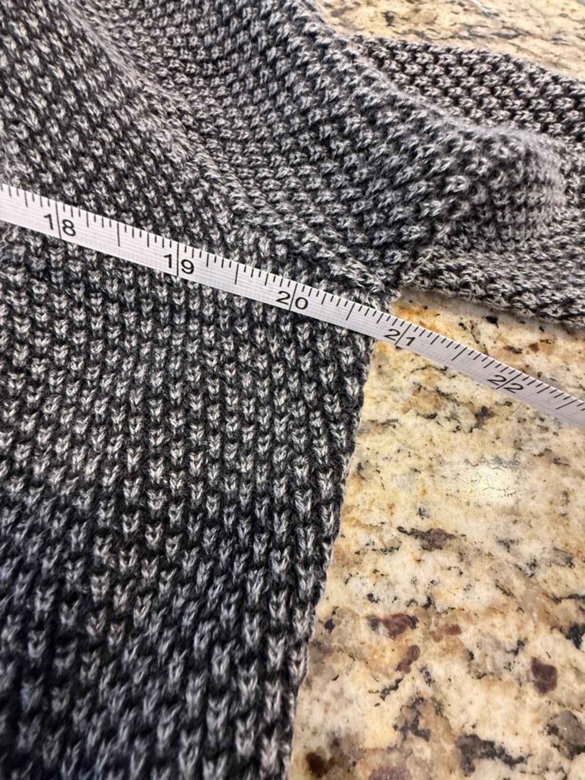 Other Ripcurl chunky knit gray distressed cardigan sweater SZ XS Size XS / US 0-2 / IT 36-38 - 8 Thumbnail
