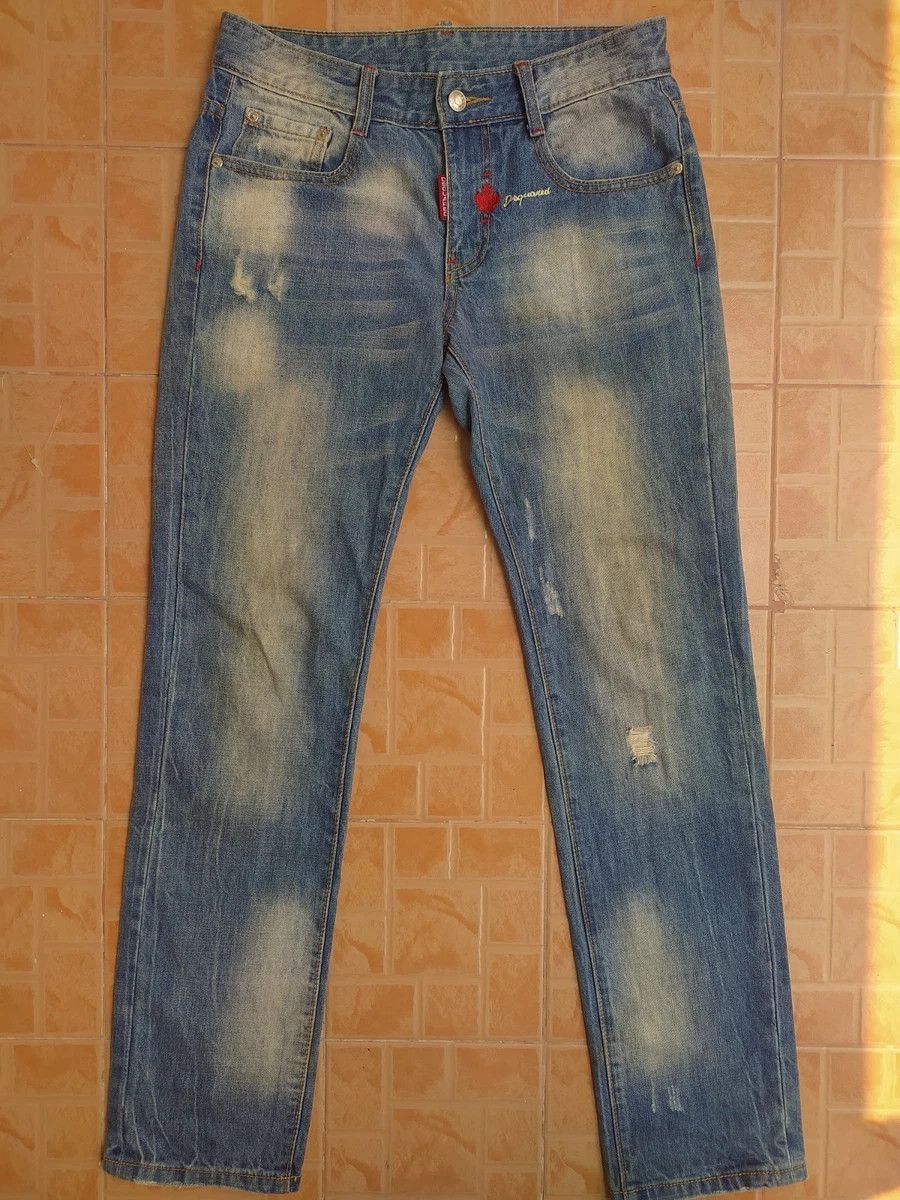 Dsquared2 DSQUARED2 DİSTRESSED BLUE EMBROİDERED JEANS SİZE Size US 30 / EU 46 - 1 Thumbnail