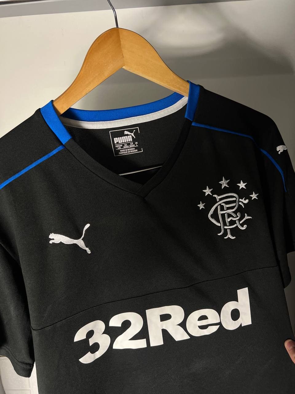 Puma VINTAGE PUMA FC RANGERS SCOTLAND SOCCER JERSEY RETRO Y2K Size US L / EU 52-54 / 3 - 6 Thumbnail