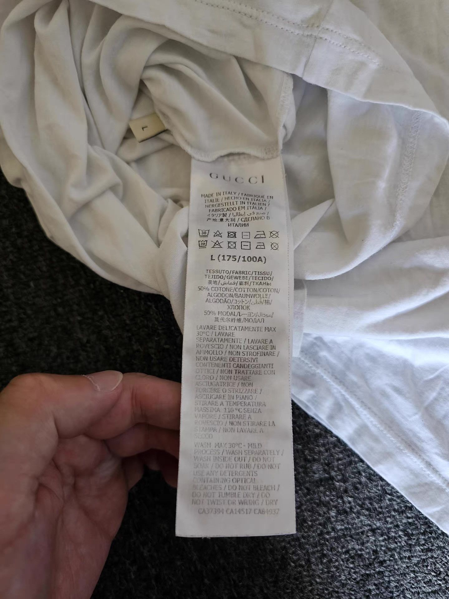 Gucci Gucci Short Sleeve T-shirt, Size US L / EU 52-54 / 3 - 4 Thumbnail