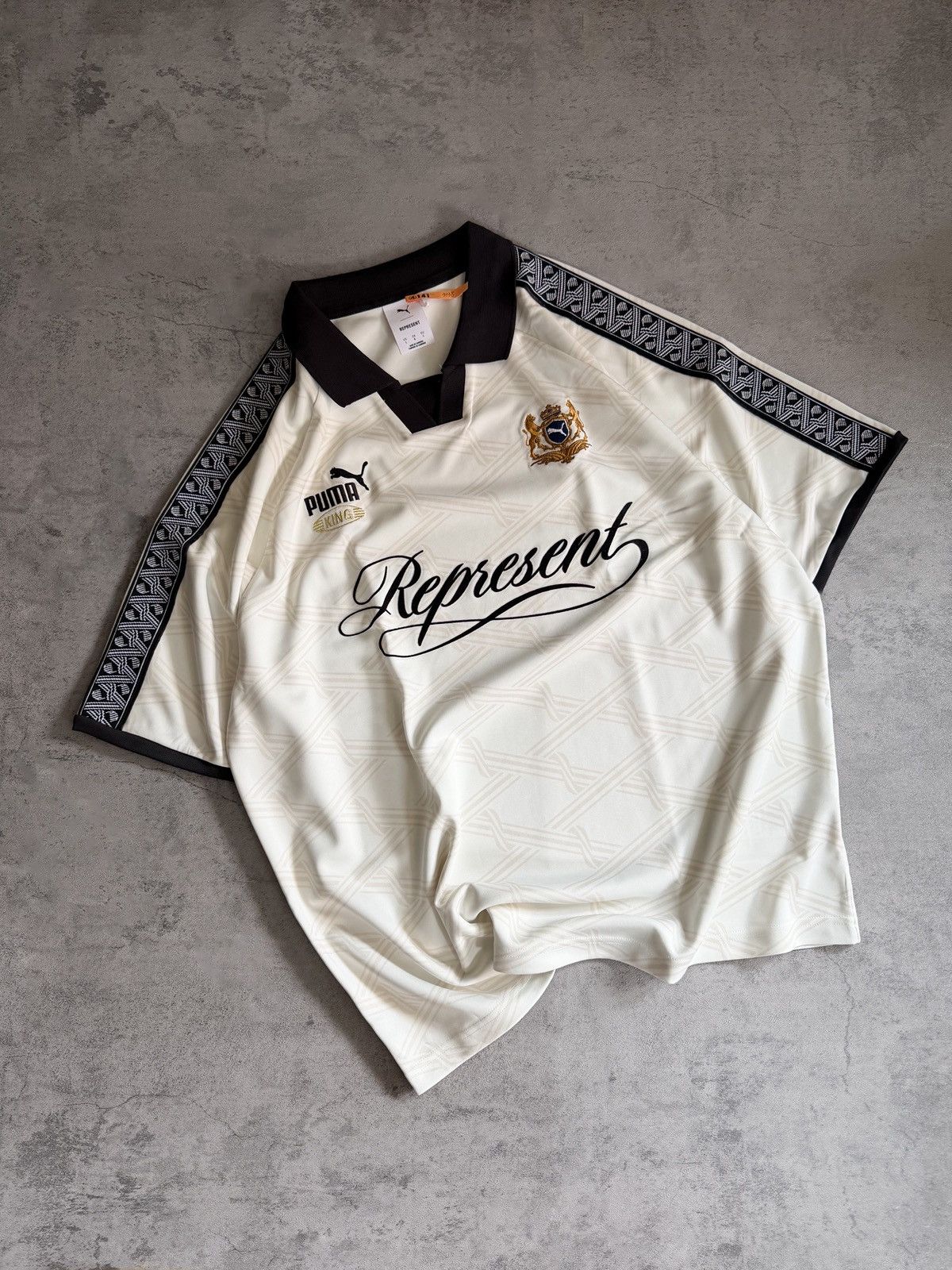 Represent Clo. Represent x Puma King Jersey Football Size US L / EU 52-54 / 3 - 1 Thumbnail