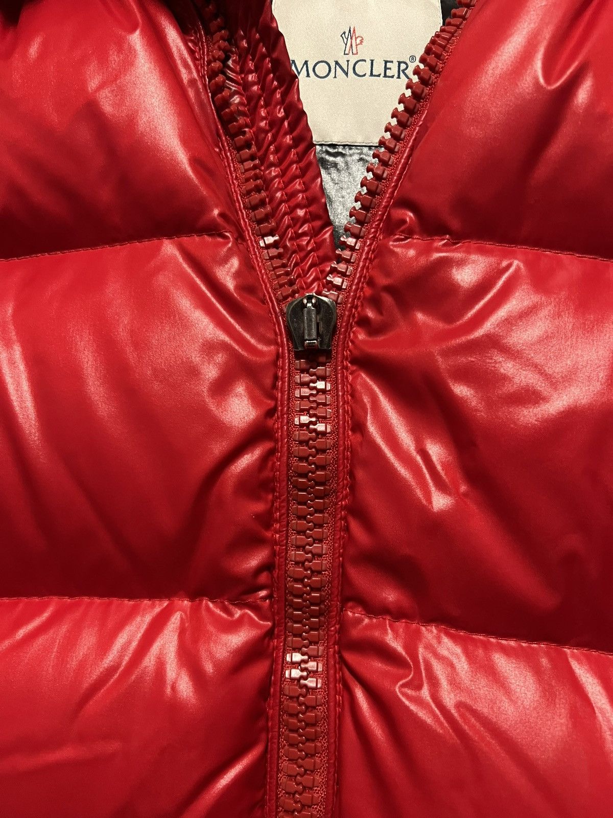 Moncler Moncler Maya Red Size 4 Size US L / EU 52-54 / 3 - 17 Thumbnail
