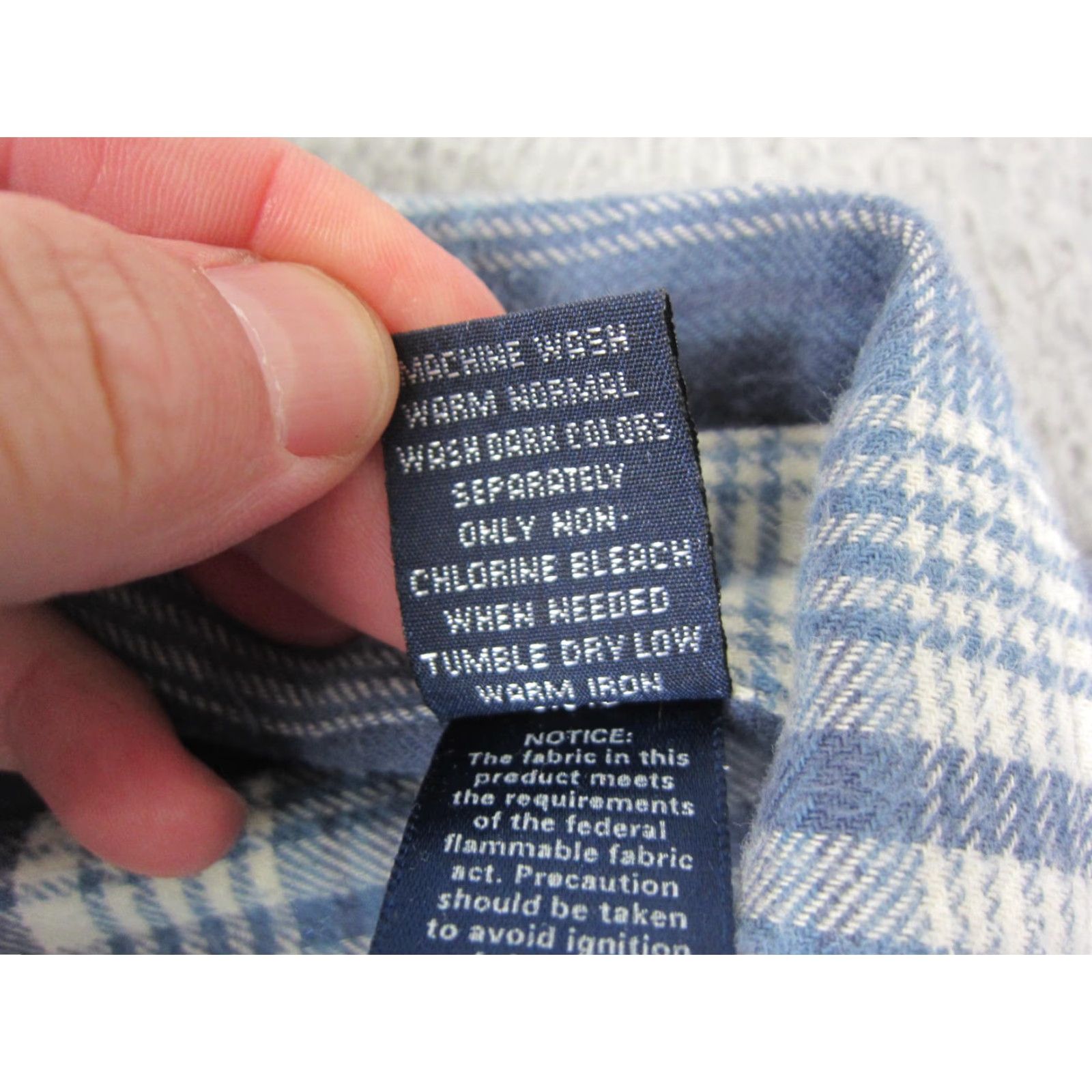 Lands' End VINTAGE Lands' End Shirt Adult XL Blue Plaid Flannel Cotton Mens 90s Button-Up Long Sleeve Collar Down 90s Theme Pockets Size US XL / EU 56 / 4 - 5 Thumbnail