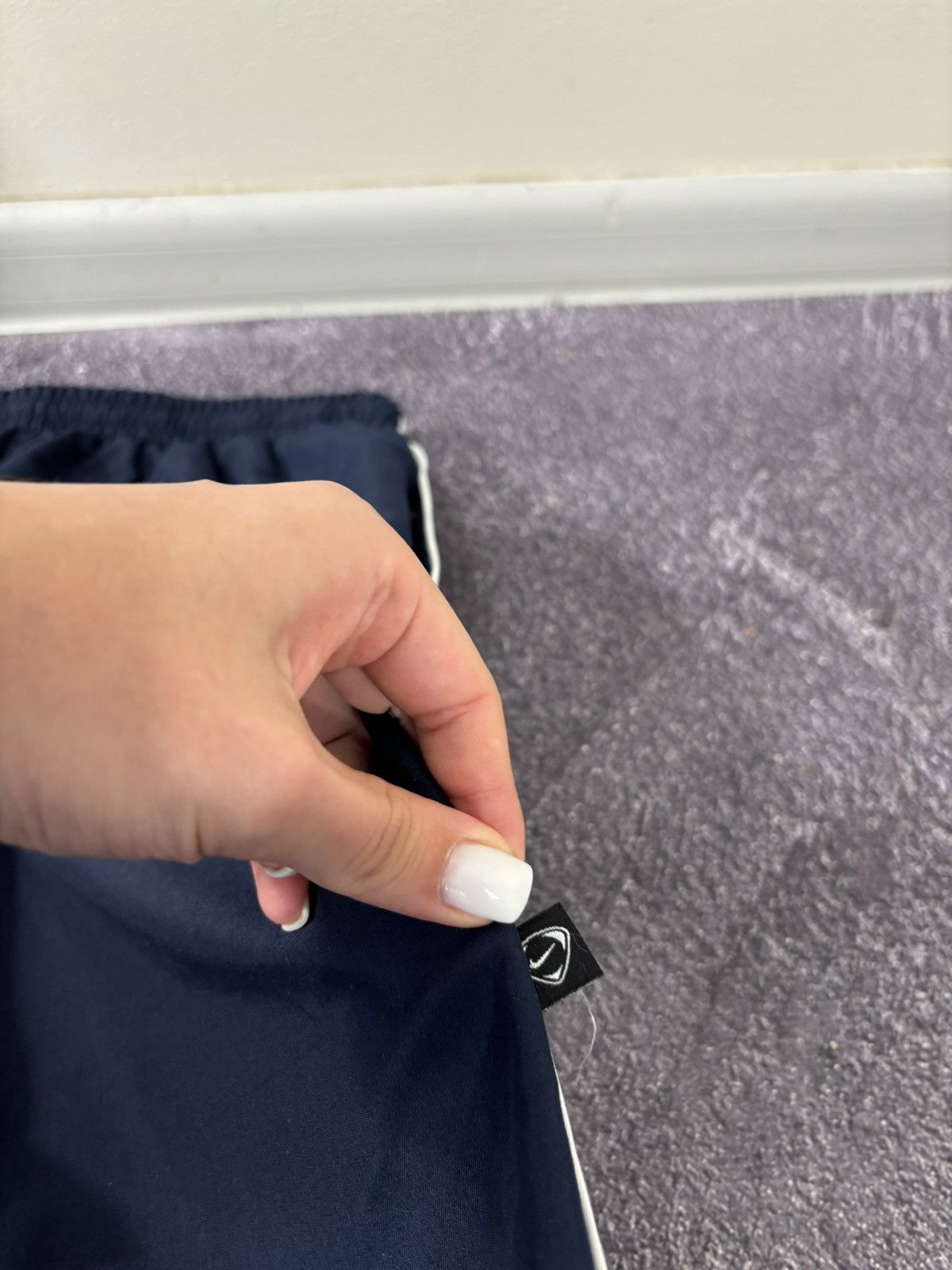 Nike Vintage Nike Y2K Navy/White Hype Nylon Baggy Track Pants Size US 32 / EU 48 - 22 Thumbnail