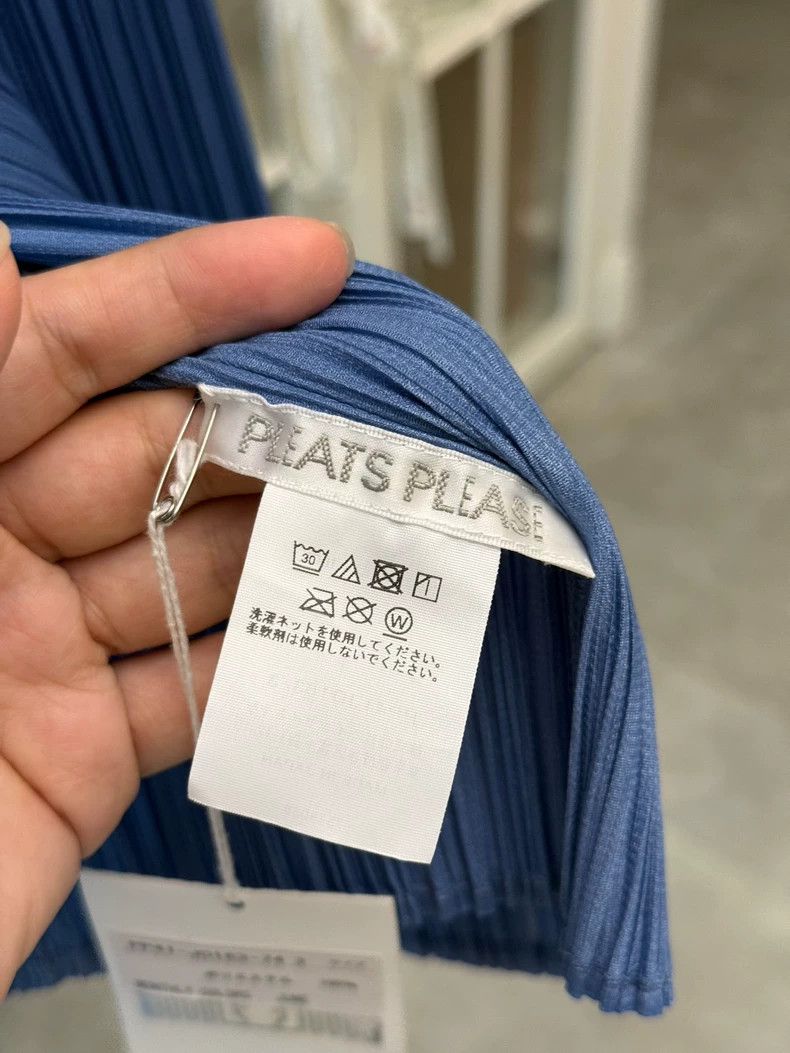 Issey Miyake Issey Miyake size:3 Blue pleated cardigan Size XS / US 0-2 / IT 36-38 - 4 Thumbnail