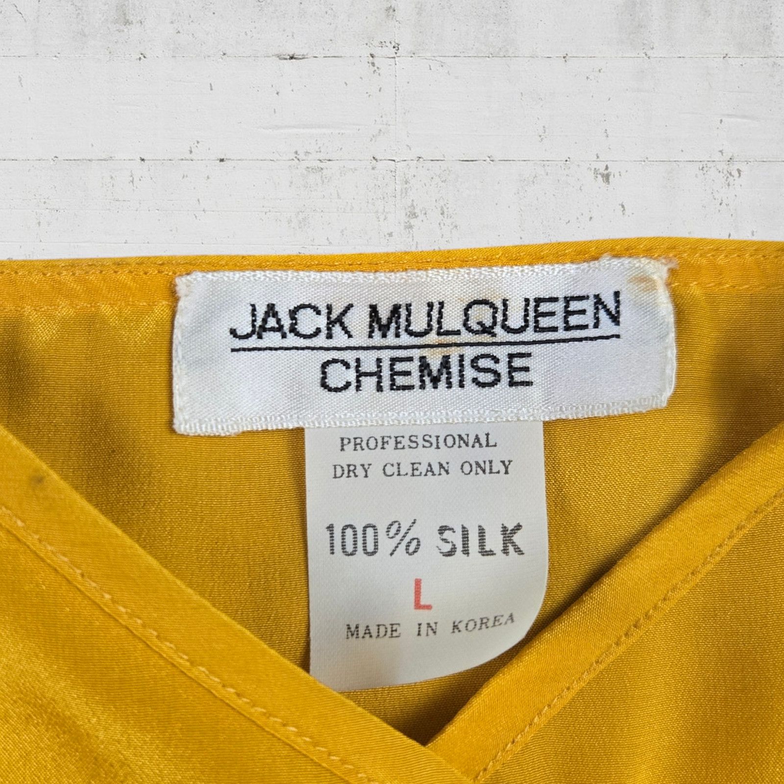 Vintage 1970s Golden Yellow Silk Tank Top Jack Mulqueen Size Small Size S / US 4 / IT 40 - 4 Thumbnail