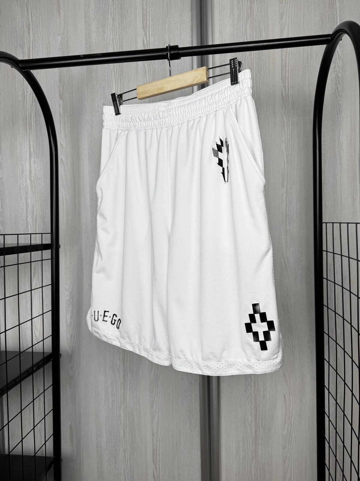 Marcelo Burlon Marcelo Burlon Fuego White Activewear Shorts size L Size US 34 / EU 50 - 5 Thumbnail