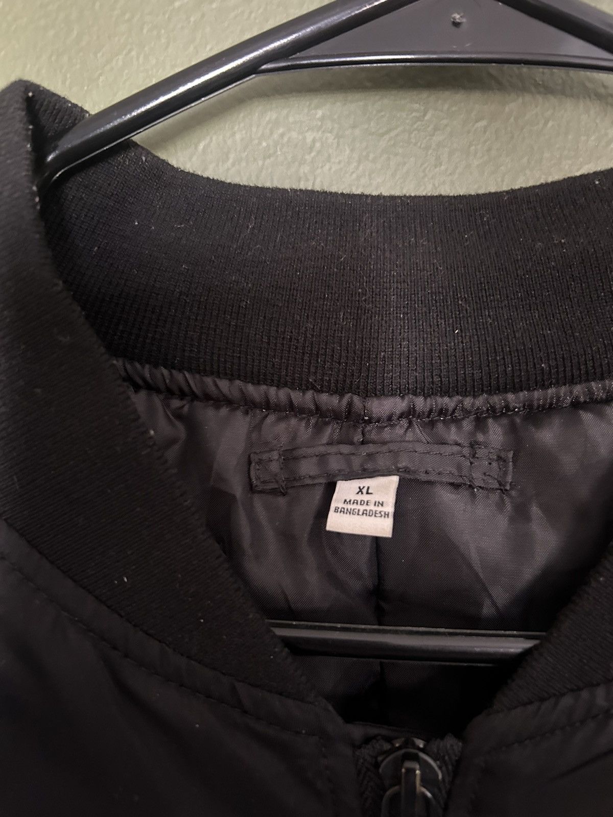 GU × Uniqlo GU black bomber jacket xl Size US XL / EU 56 / 4 - 4 Thumbnail