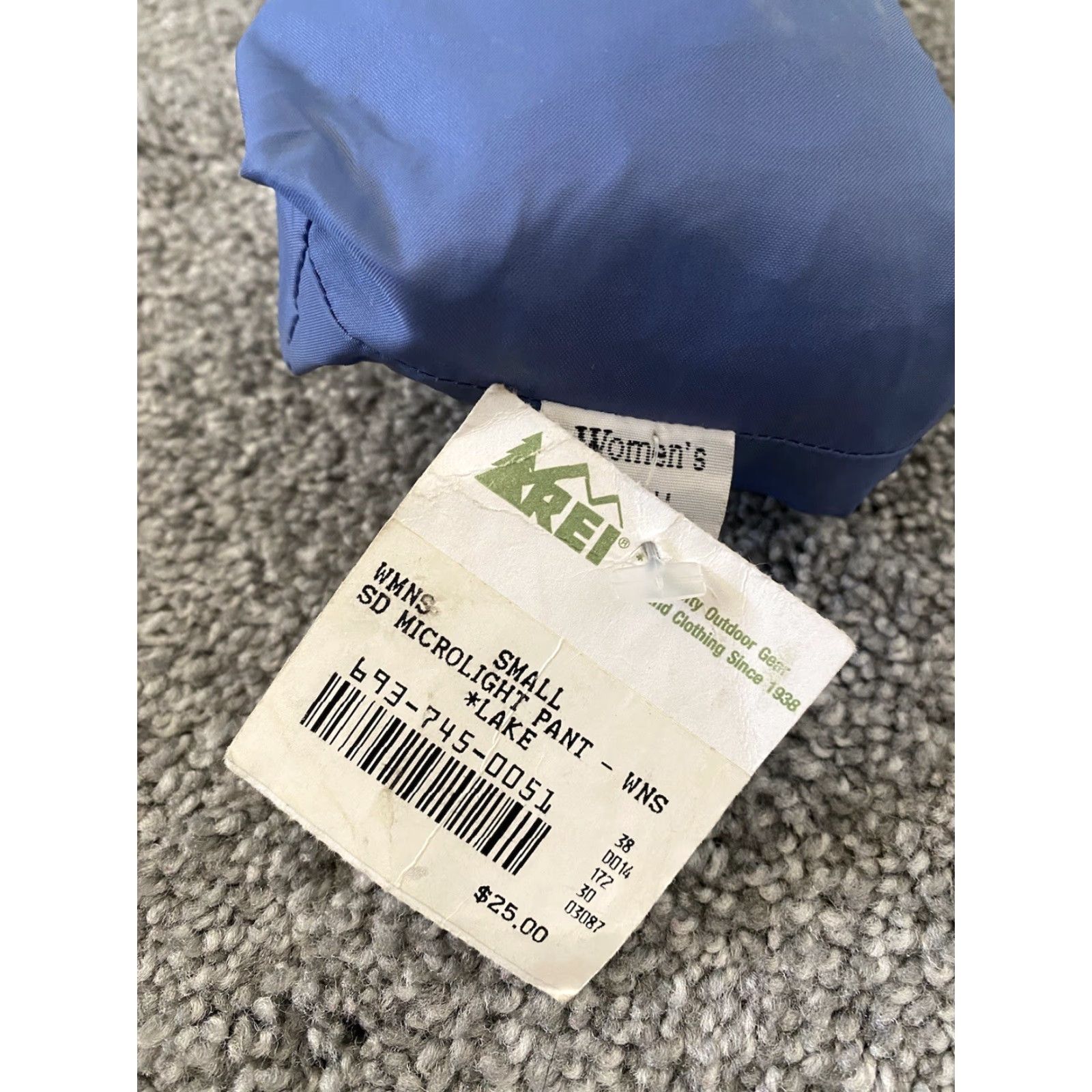 Sierra Designs Sierra Designs Pants Womens Microlight Roll Up Size Small Blue NWT New Size 28" / US 6 / IT 42 - 2 Thumbnail