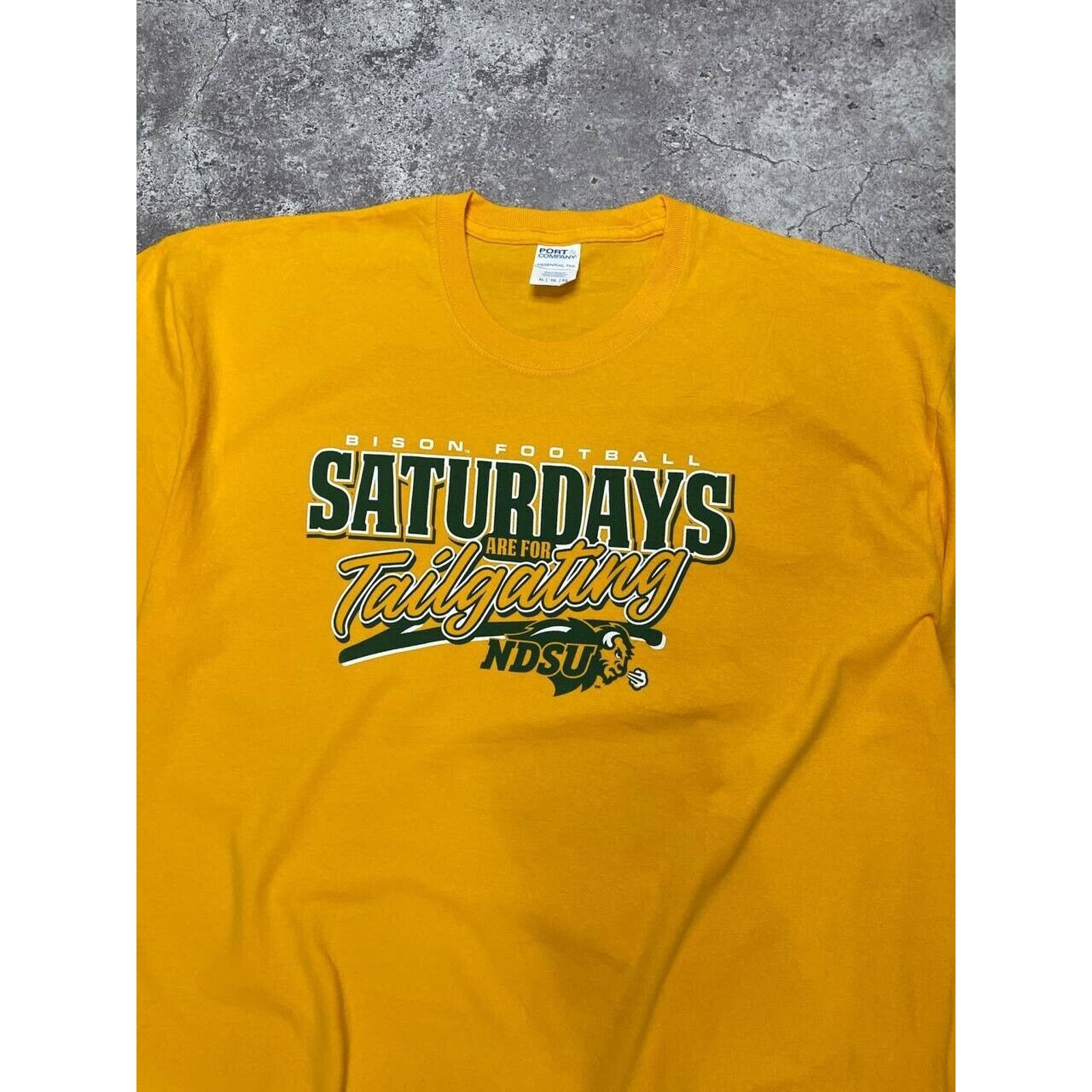 Vintage Vintage NDSU Bison Football T-Shirt Yellow XL Saturdays Tee Size US XL / EU 56 / 4 - 4 Thumbnail