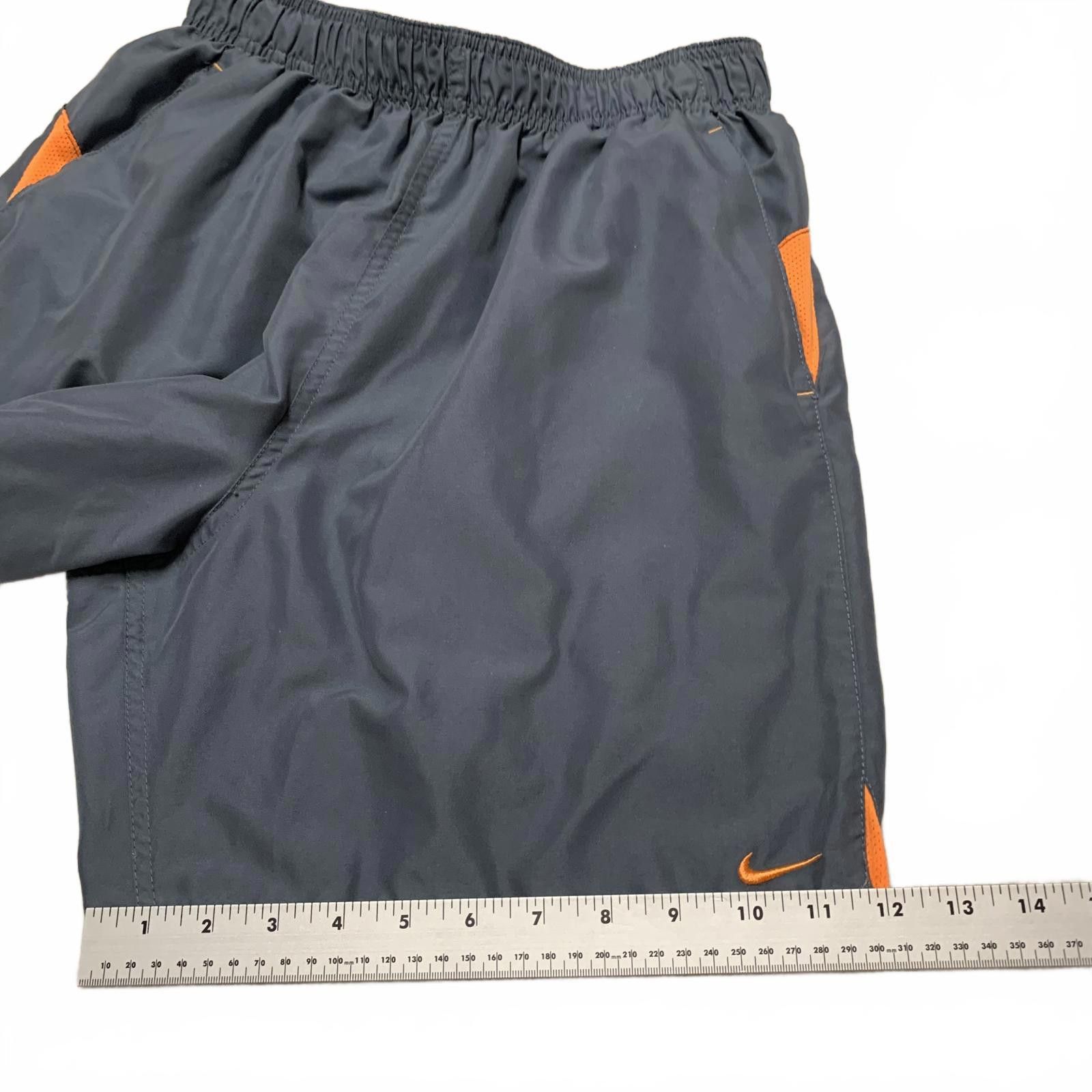 Nike Nike Athletic Running Shorts M Gray Orange Accents Size US 32 / EU 48 - 4 Thumbnail