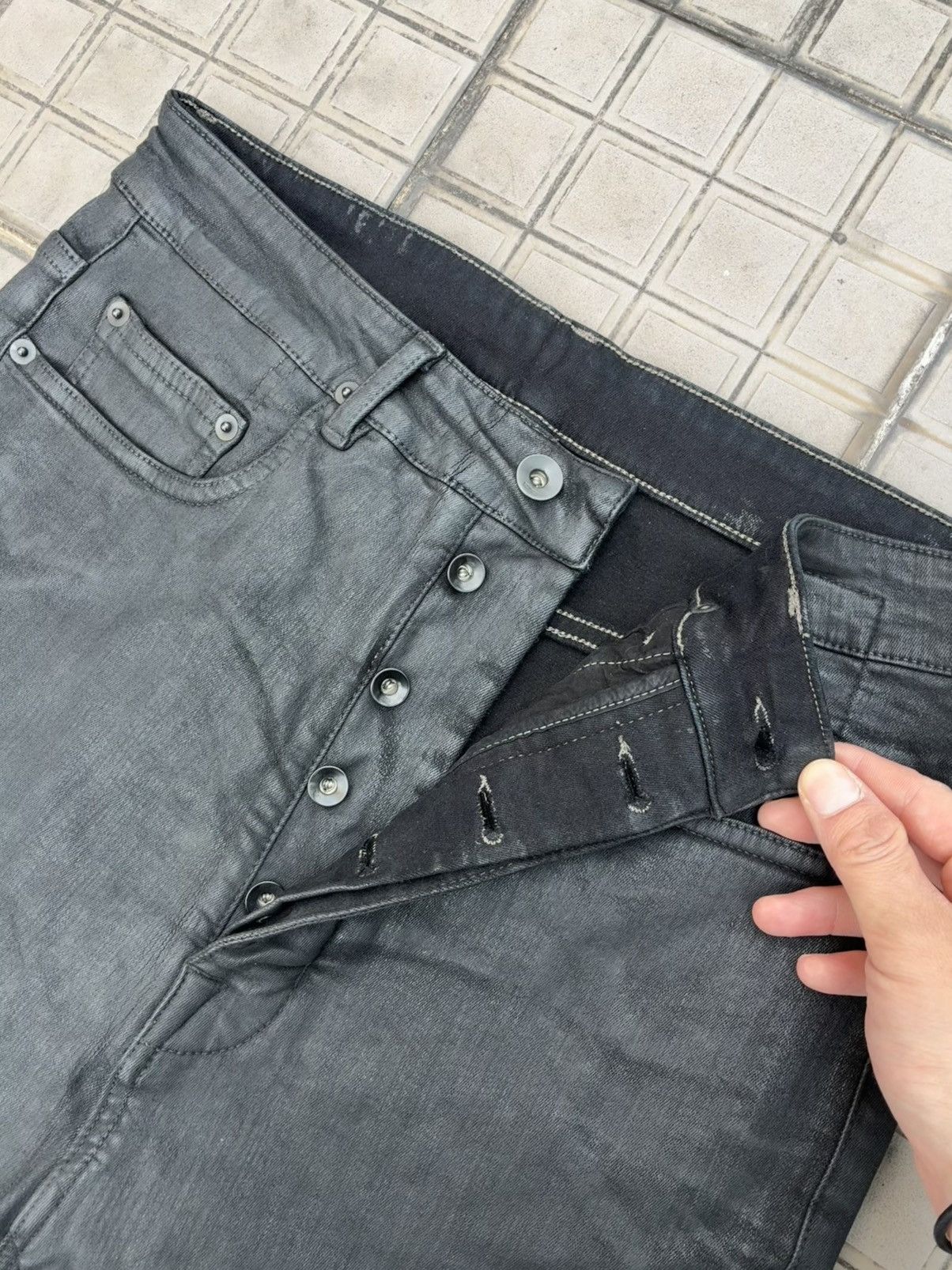 Rick Owens Rick Owens DRKSHDW Collapse Cut Waxed Jeans Size US 30 / EU 46 - 4 Thumbnail