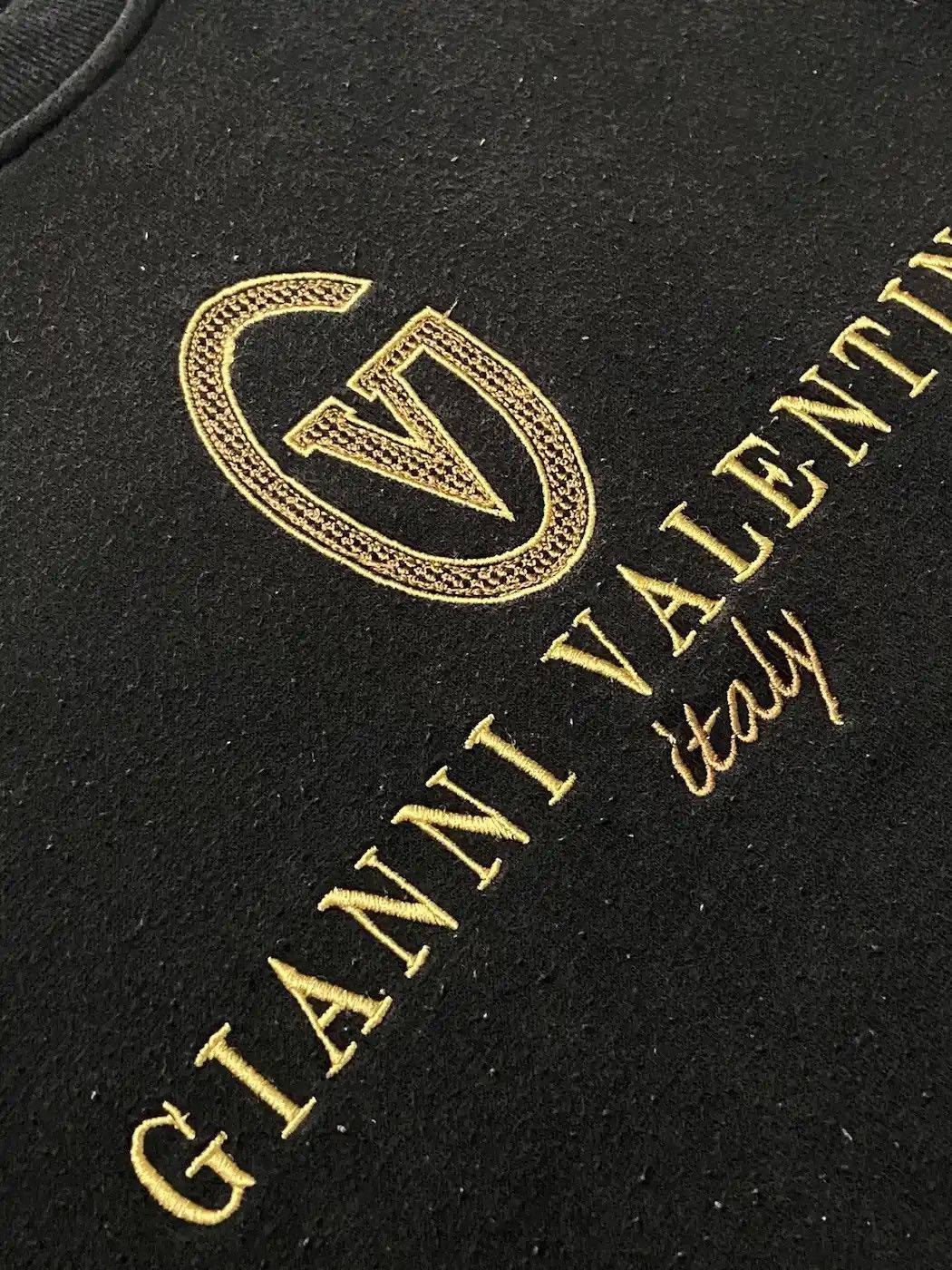 Gianni Valentino × Valentino × Vintage Vintage Gianni Valentino Italy Gold Embroidery Sweatshirt Size US M / EU 48-50 / 2 - 4 Thumbnail