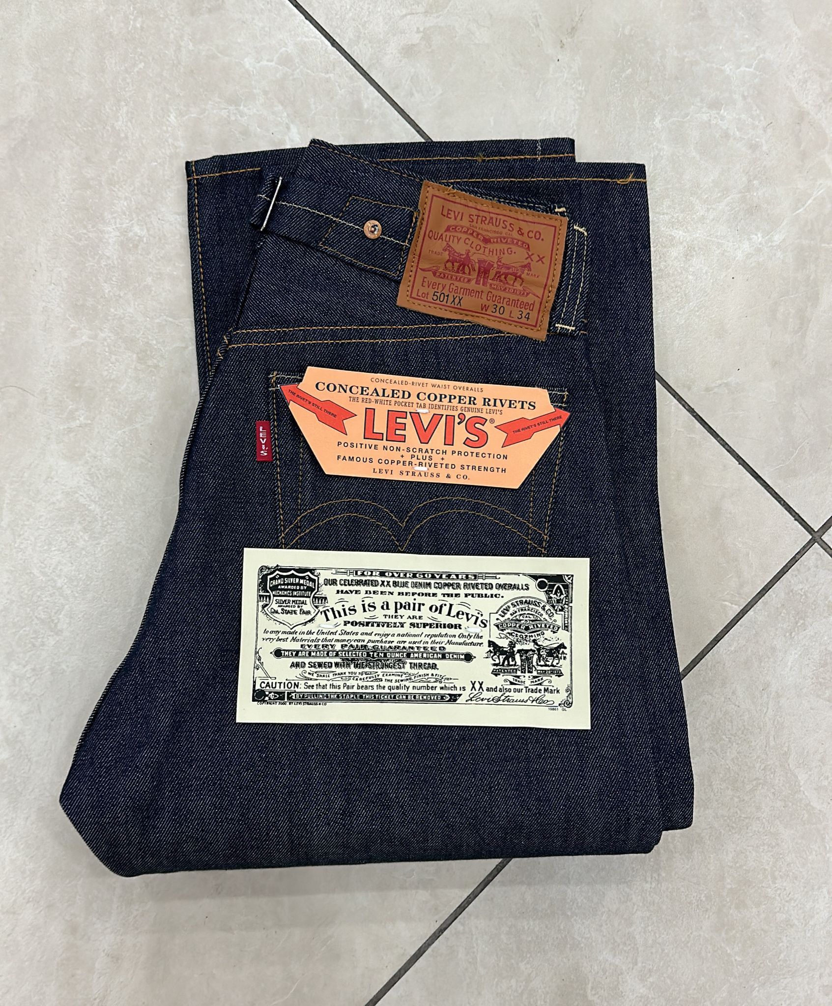 Levi's Vintage Clothing LVC Levi's Vintage Clothing 1937 501XX BigE Selvedge Jeans Size US 30 / EU 46 - 1 Thumbnail