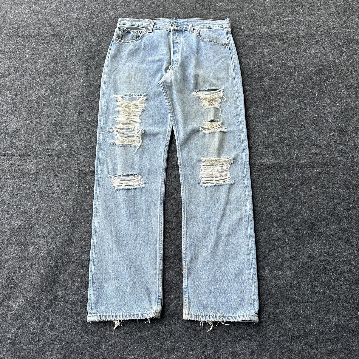 Levi's Vintage Levis 501 Distressed Denim 33x31 D682 Size US 33 - 1 Thumbnail