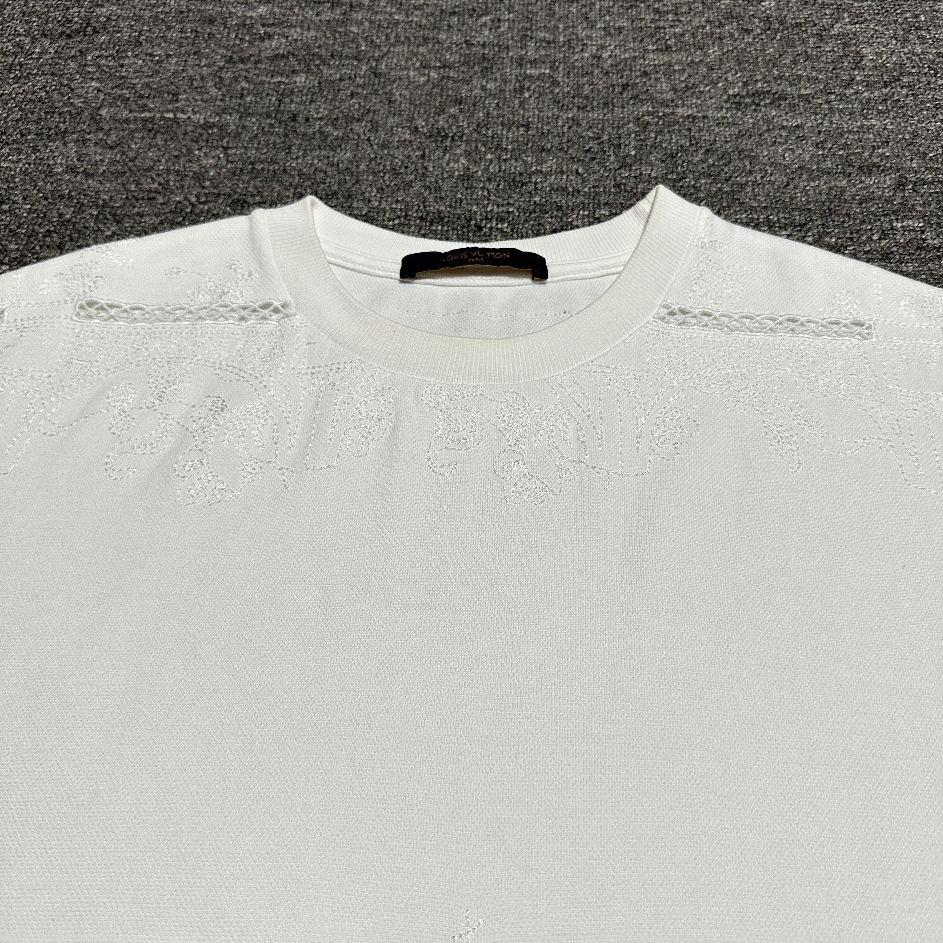 Louis Vuitton Louis Vuitton Embroidered church Tee Size US L / EU 52-54 / 3 - 4 Thumbnail