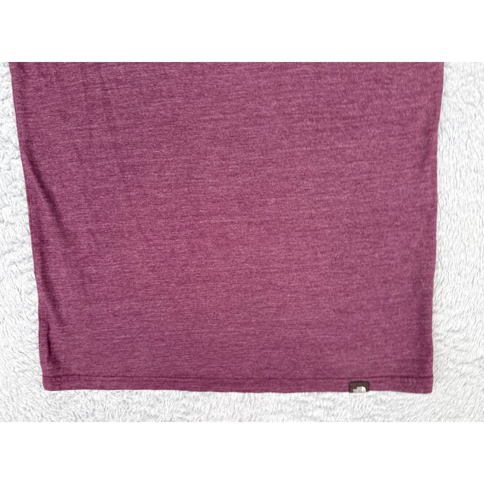 The North Face The North Face Shirt Women Small Purple Short Sleeve V-Neck Polyester Blend Size S / US 4 / IT 40 - 5 Thumbnail