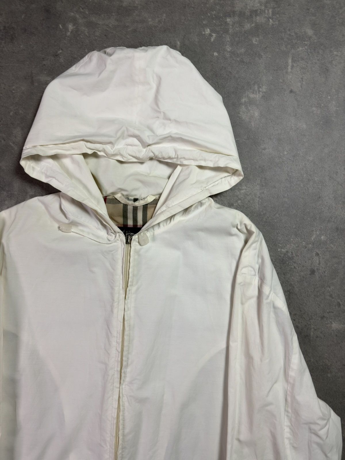 Burberry Burberry Vintage Distressed Faded Hooded Light Jacket L XL Size US L / EU 52-54 / 3 - 5 Thumbnail