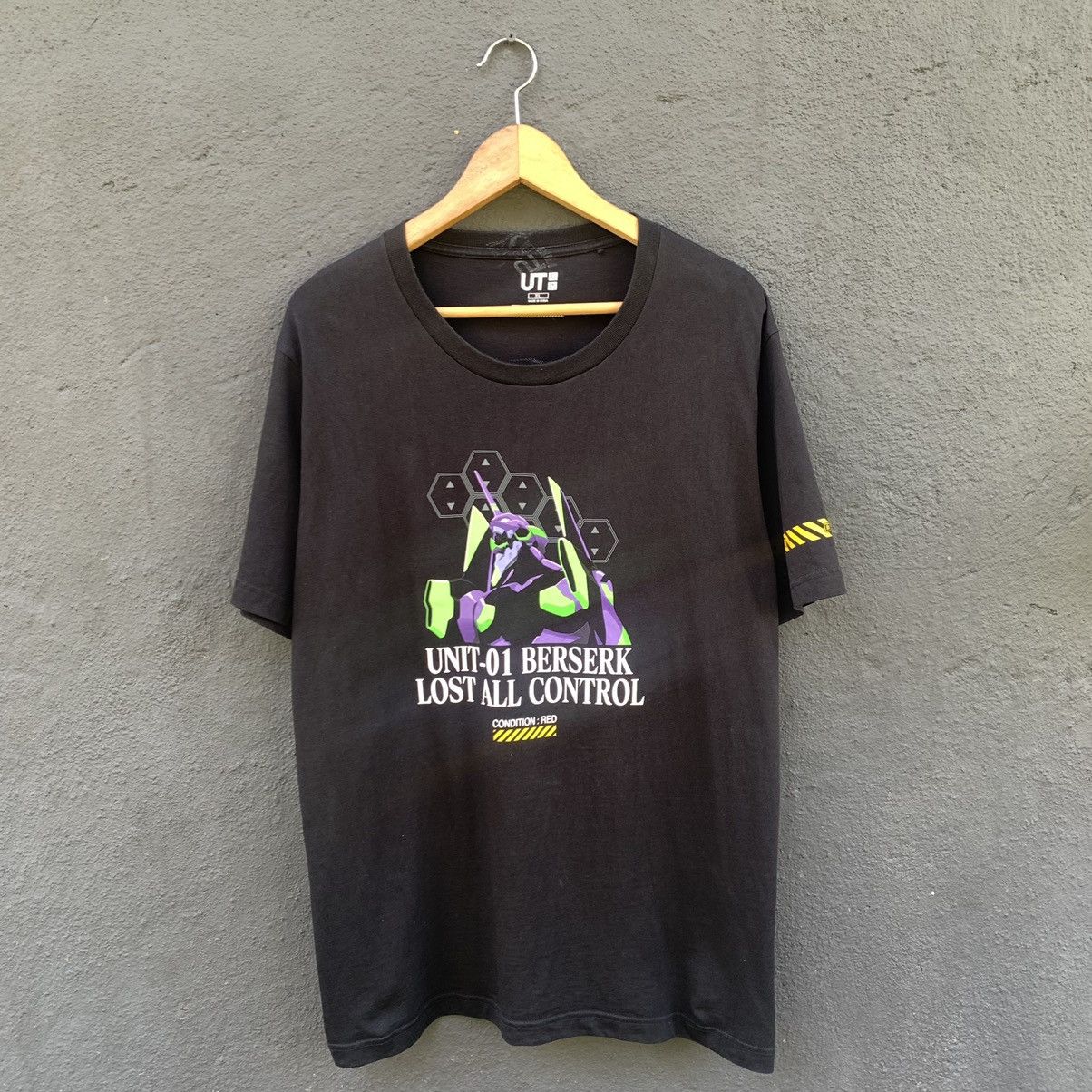 Uniqlo Thrashed Faded Evangelion Neon Genesis Anima X Uniqlo Tee Size US XL / EU 56 / 4 - 1 Thumbnail