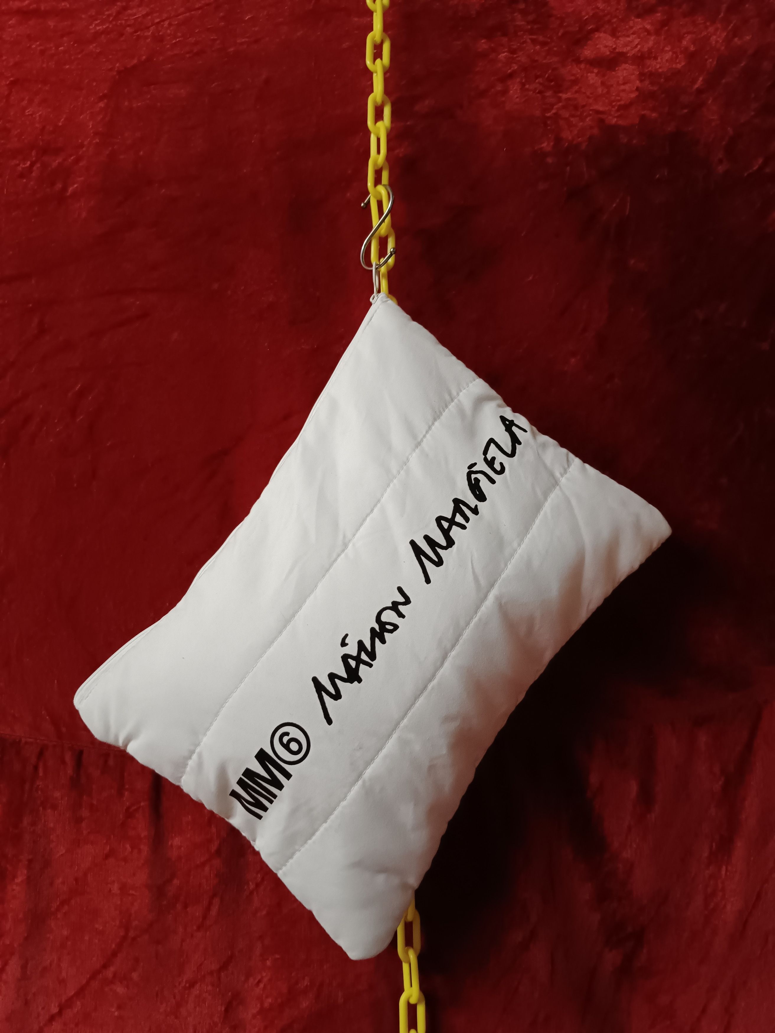 Maison Margiela MM6 Puffer Pouch Size ONE SIZE - 15 Thumbnail