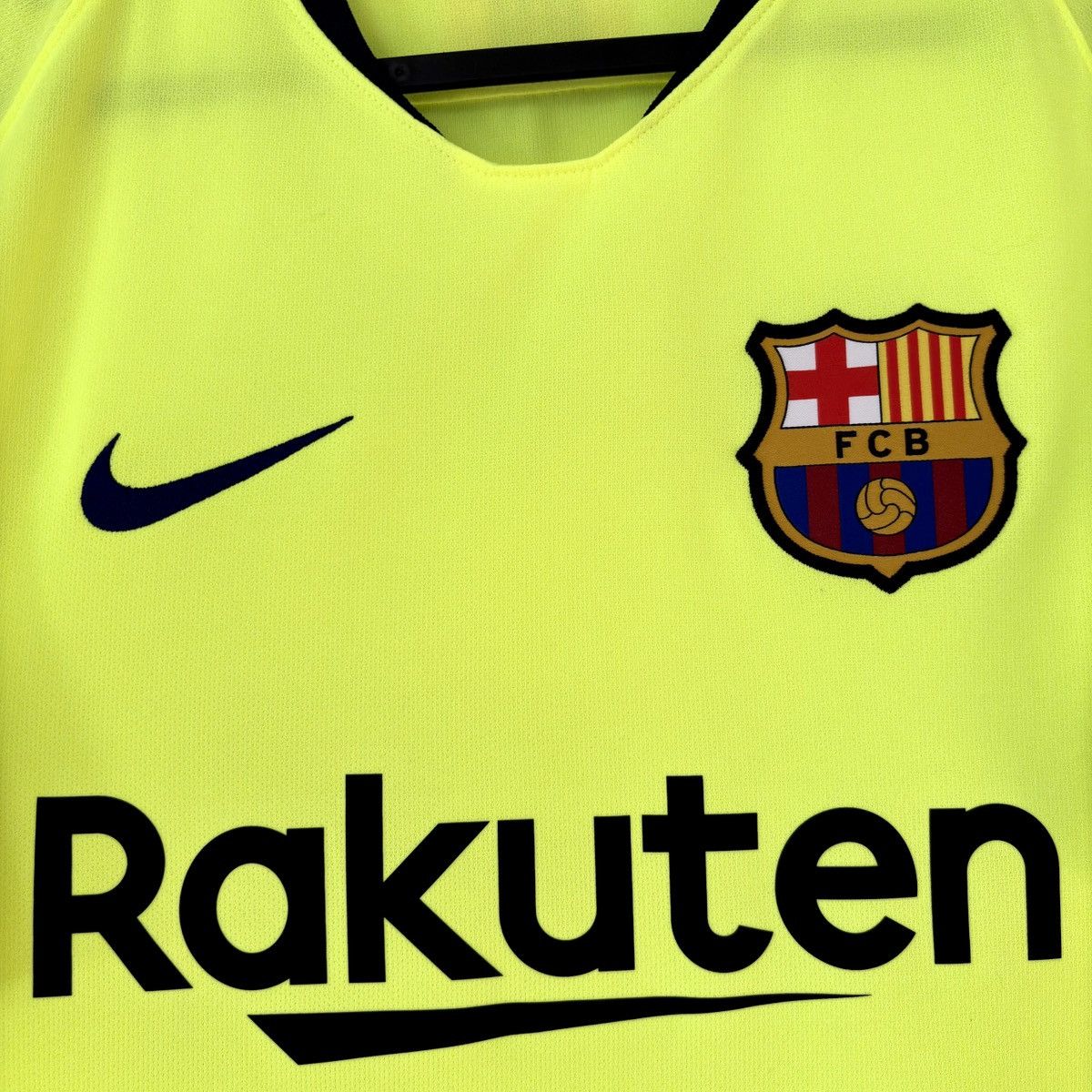 Nike 2018 2019 Barcelona Messi Nike Away Kit Soccer Jersey Shirt Size US S / EU 44-46 / 1 - 4 Thumbnail