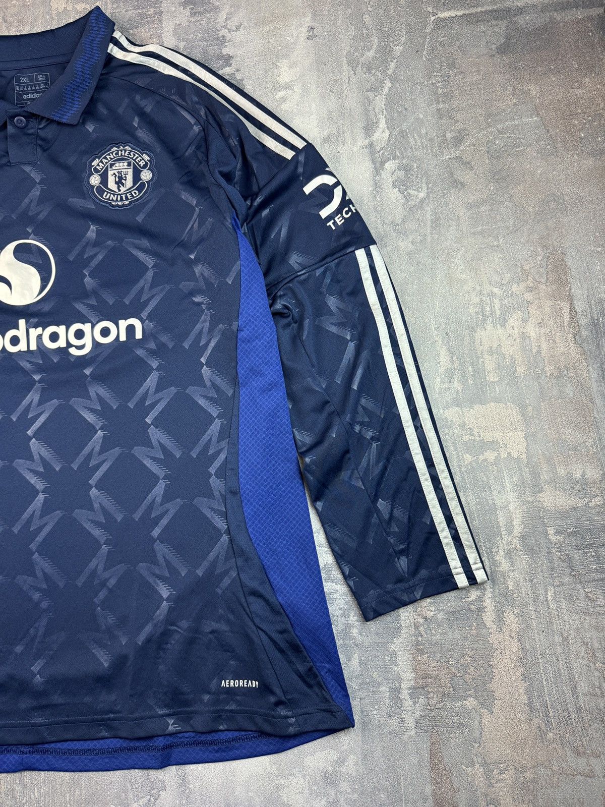 Adidas Manchester United 24/25 Men’s 2XL Long Sleeve Away Authentic Size US XXL / EU 58 / 5 - 3 Thumbnail