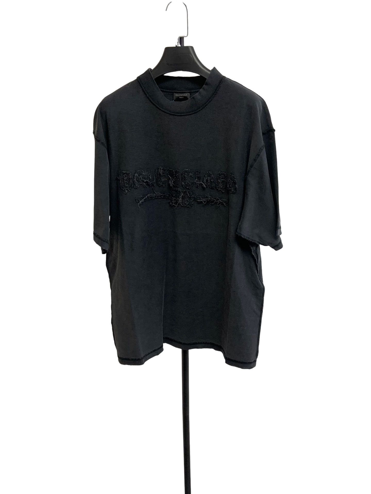 Balenciaga Balenciaga Distressed Logo T-Shirt XXS Size US XXS / EU 40 - 1 Thumbnail