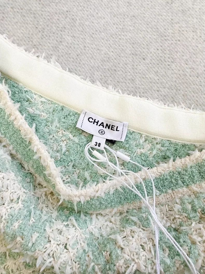 Chanel Chanel 23S Spring and Summer Size 38 Mint Green Plaid Skir Size 25" / US 0 / IT 36 - 4 Thumbnail