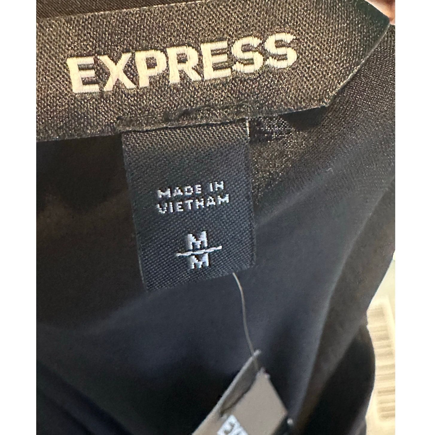 Express Express black short sleeves hi low tunic blouse size M Size M / US 6-8 / IT 42-44 - 3 Thumbnail