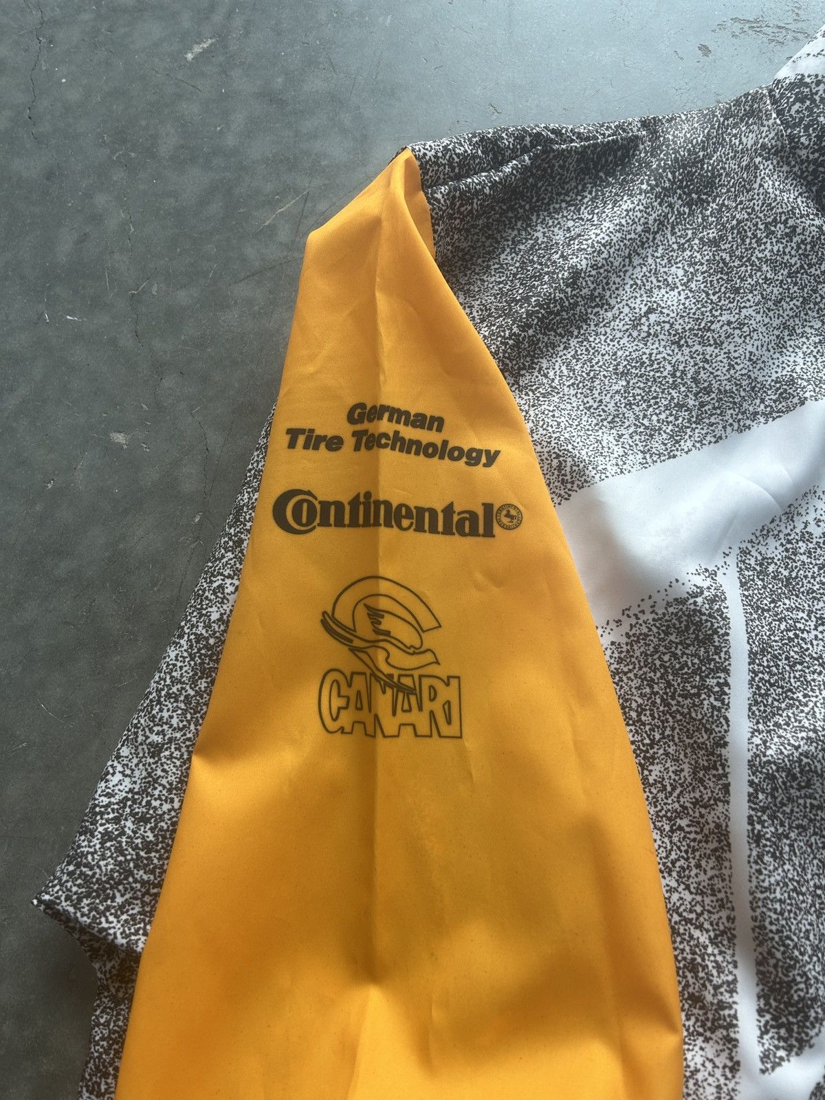 Vintage Vintage 90s Continental AOP Windbreaker Jacket Size US L / EU 52-54 / 3 - 4 Thumbnail