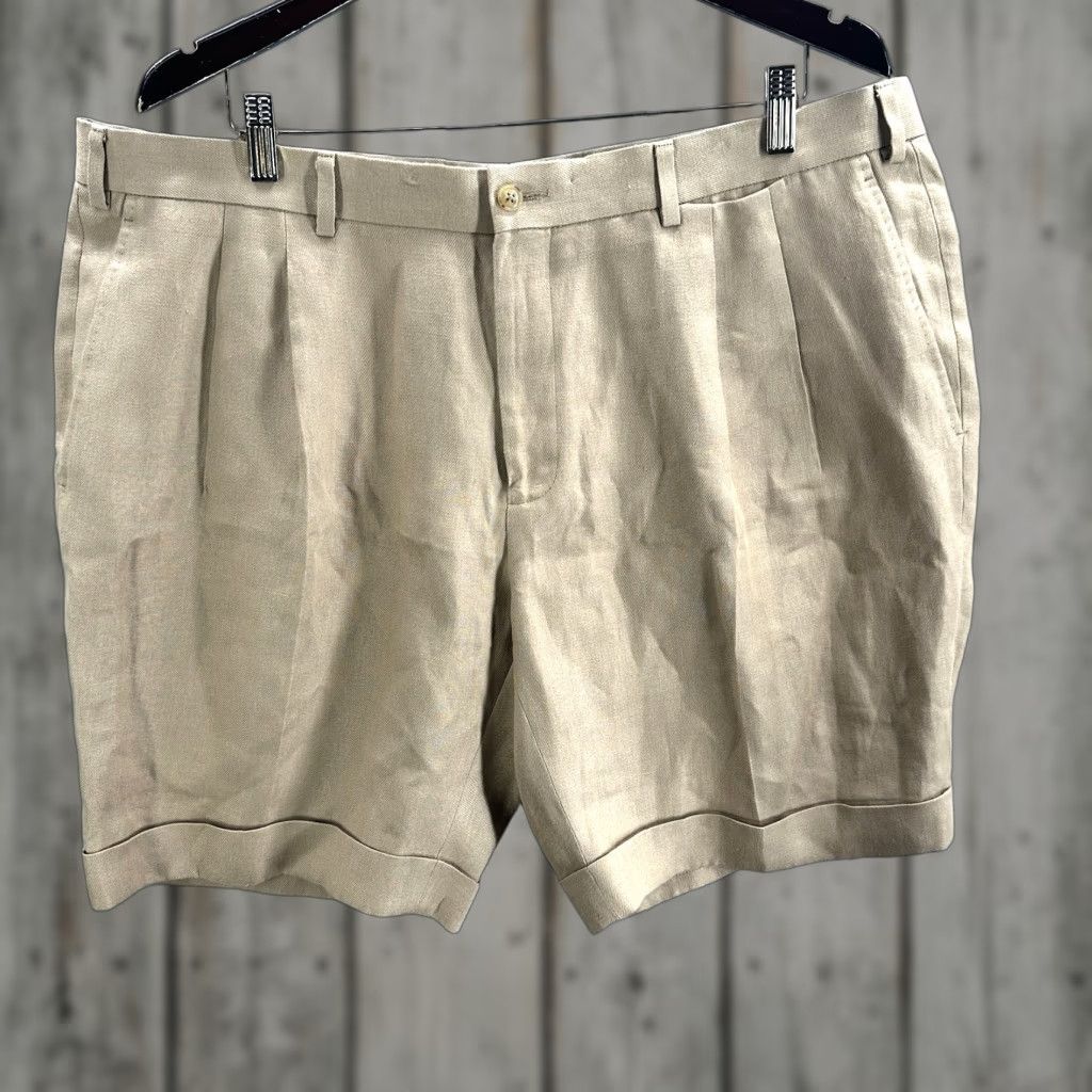 Suitsupply Suitsupply Bosa 100% Linen Pleated Shorts Capritex Leomaster 42 Made in ITALY Beige Linen Short Suitsupply Men 42 Casual Vintage: No Size US 42 / EU 58 - 1 Thumbnail