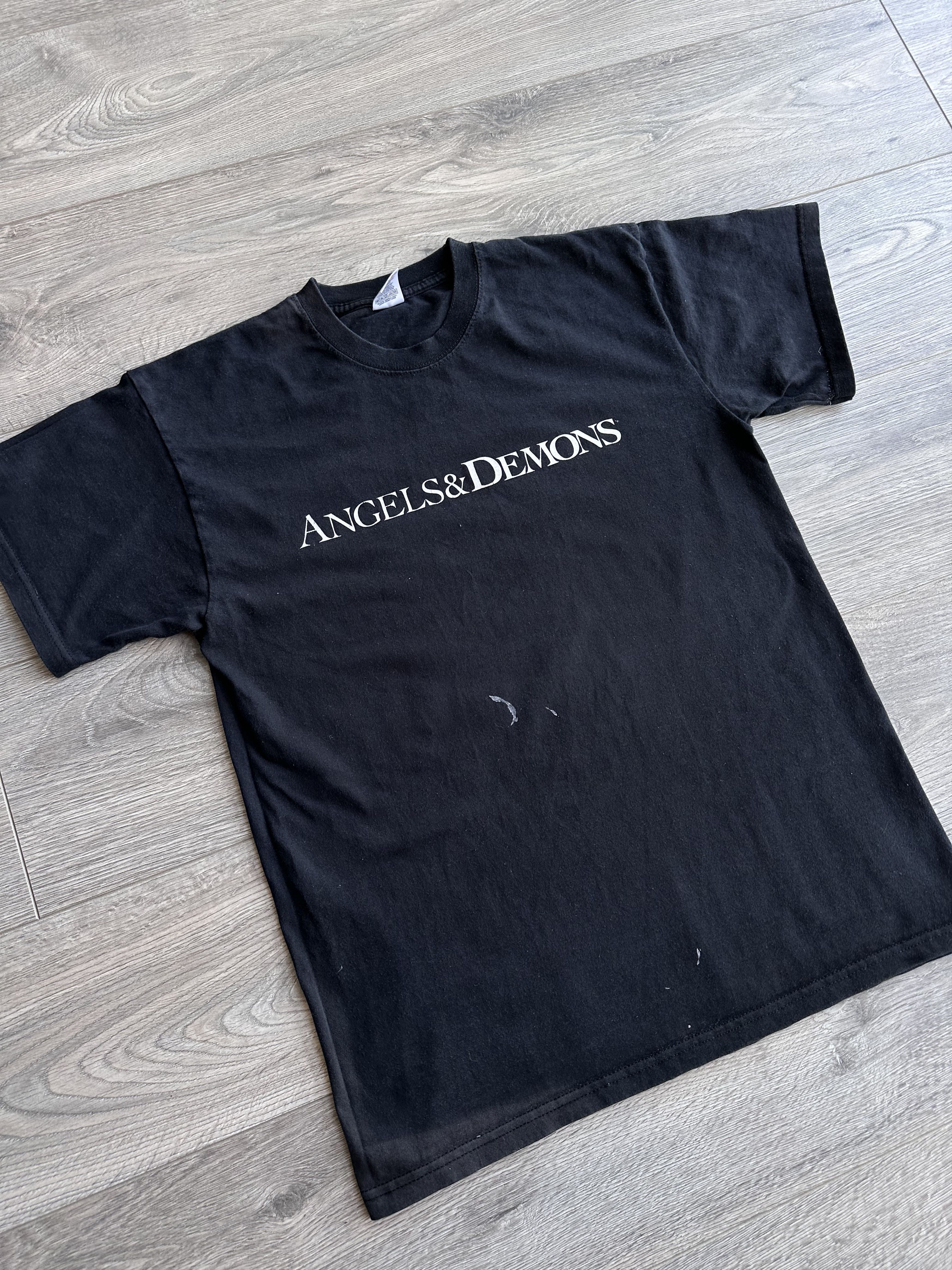 Vintage Angels and Demons Tom Hanks 2009 movie t shirt Size US L / EU 52-54 / 3 - 3 Thumbnail
