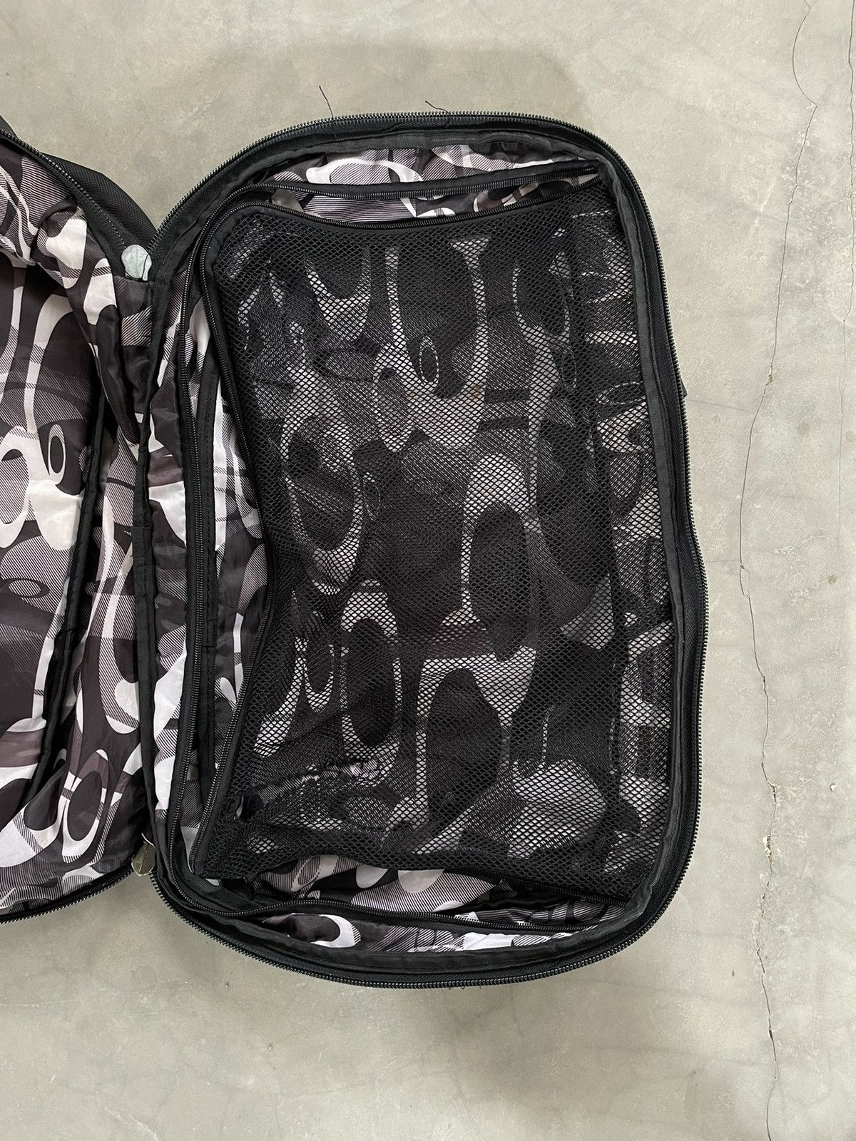 Oakley Vintage Oakley Software Backpack Slingbag Icon Size ONE SIZE - 15 Thumbnail