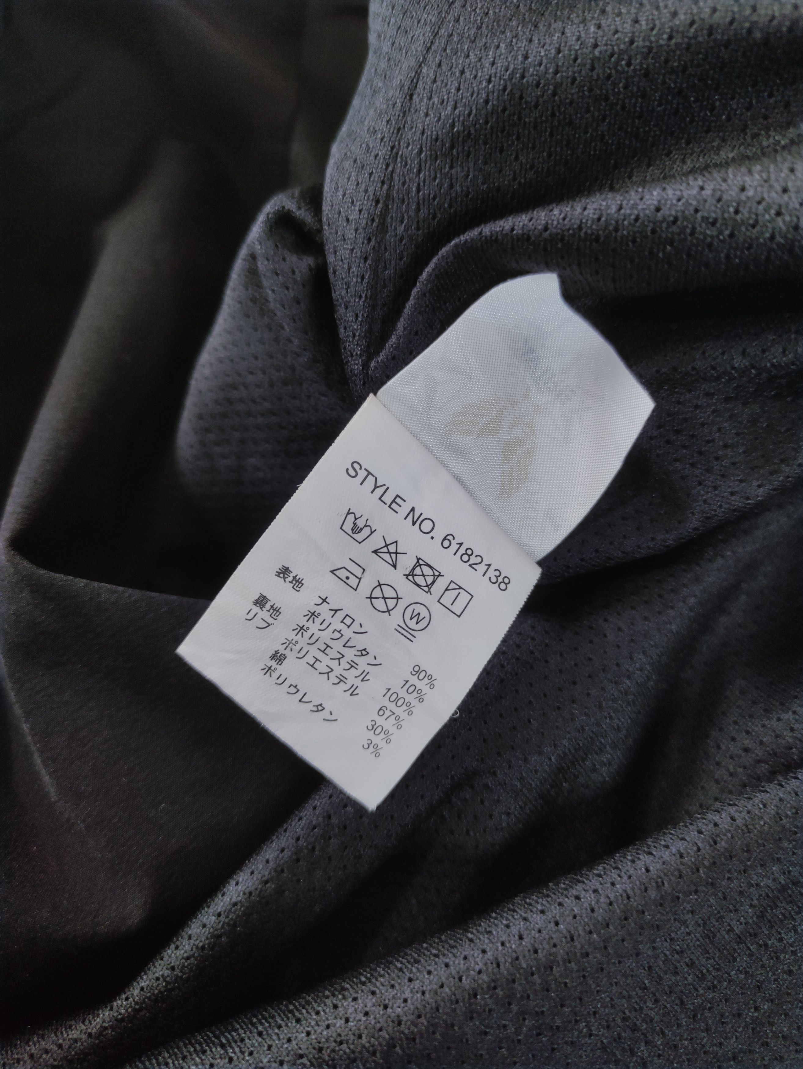 Avirex × Vintage AVIREX USA ATHLETICS WATERPROOF VARSITY BOMBER NYLON JACKET Size US XL / EU 56 / 4 - 9 Thumbnail
