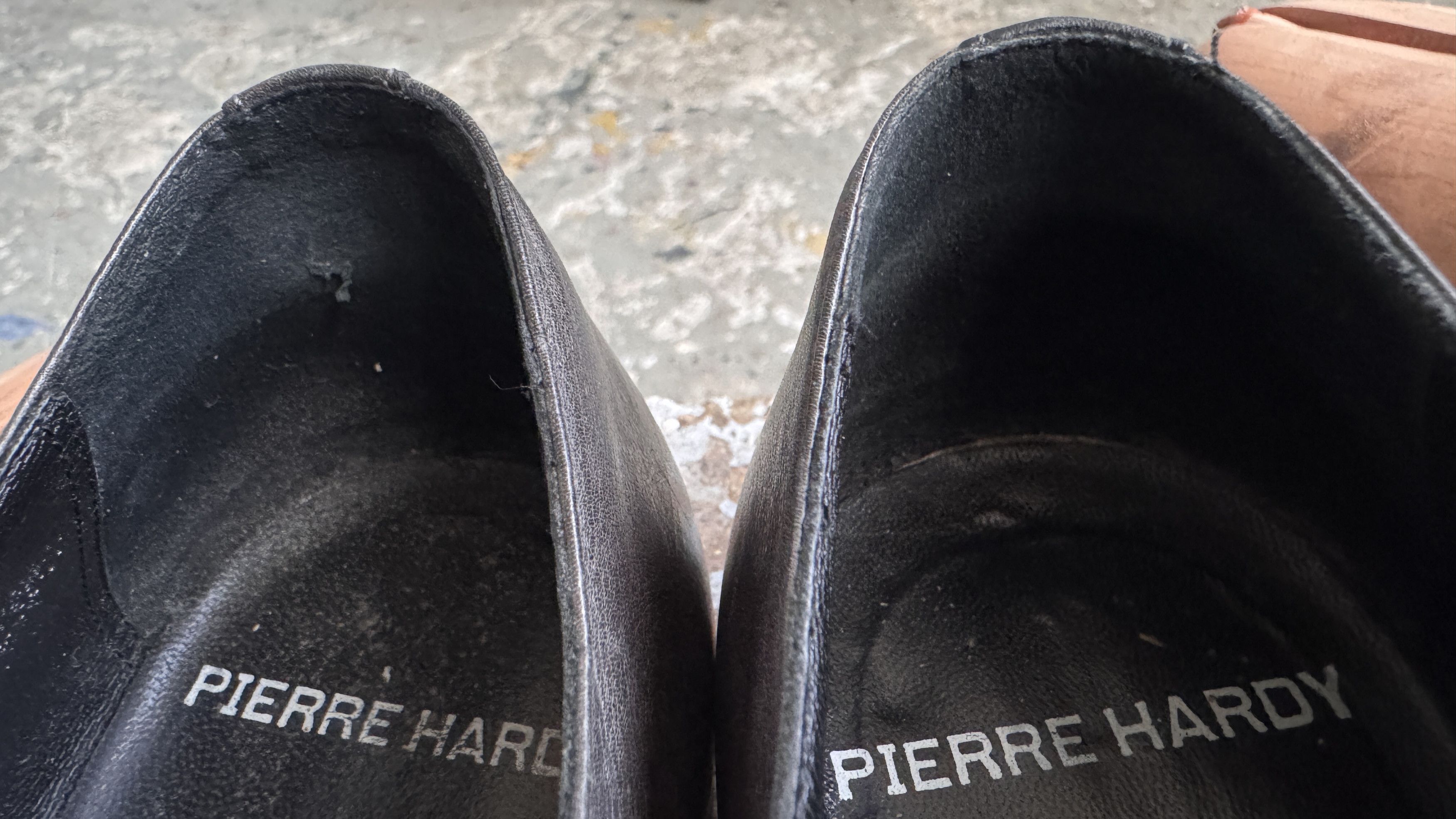 Pierre Hardy aa . KANGAROO OXFORDS . 28 CM . DARK GREY . MADE IN ITALY Size US 9.5 / EU 42-43 - 20 Thumbnail