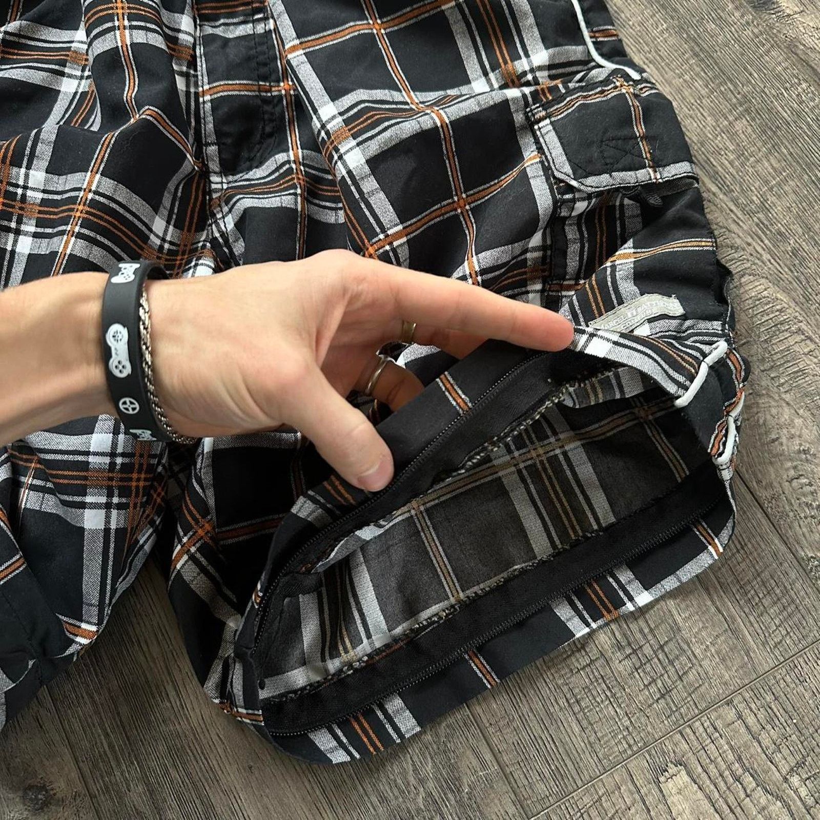 Vintage Vintage Black Plaid Nylon Sporty Cargo Swim Tactical Shorts Size US 30 / EU 46 - 2 Thumbnail