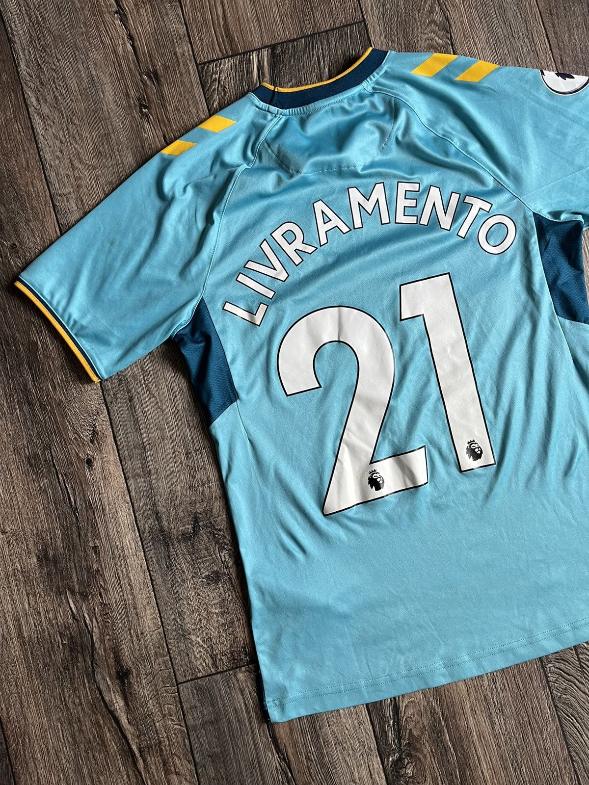 Hummel × Vintage HUMMEL Southampton 2022-2023 Away #21 Timo Livramento Shirt Size US S / EU 44-46 / 1 - 11 Thumbnail