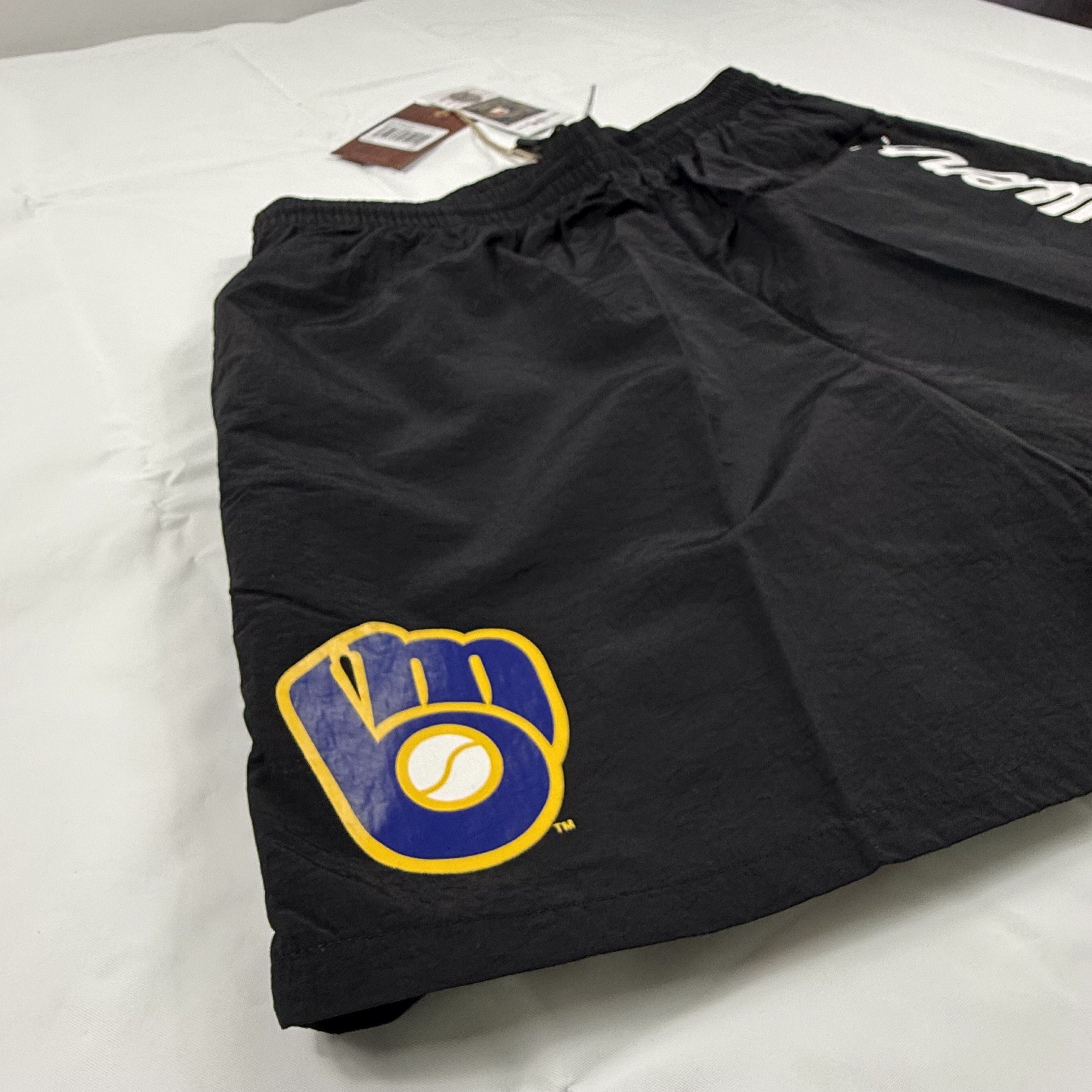 Mitchell & Ness Mitchell & Ness Milwaukee Brewers Nylon Shorts Mens NWT Size US 36 / EU 52 - 15 Thumbnail