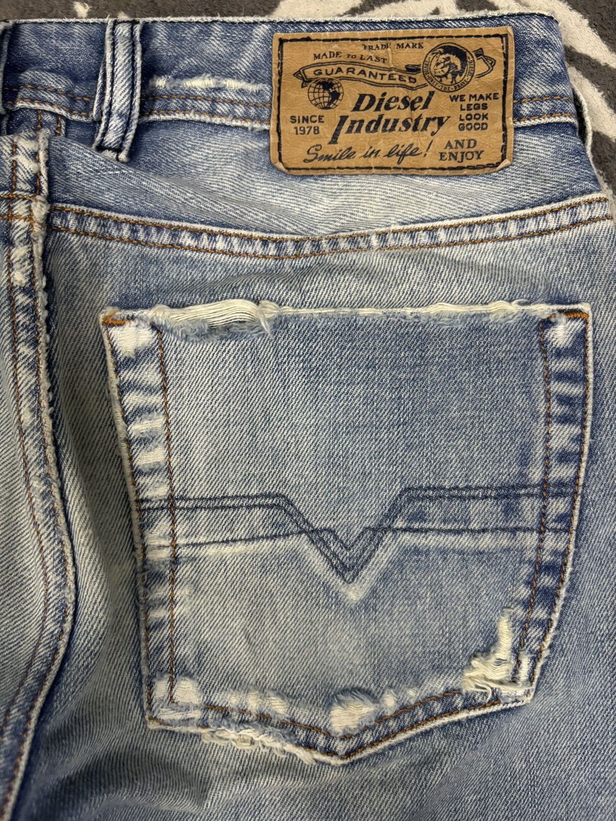 Diesel Vintage Diesel Industry Zatiny Flare Distressed Grunge Jeans Size US 29 - 11 Thumbnail